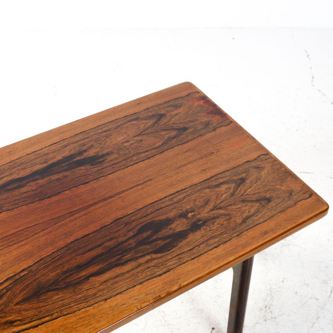 Mid Century Rosewood Coffee Table For Sale 2