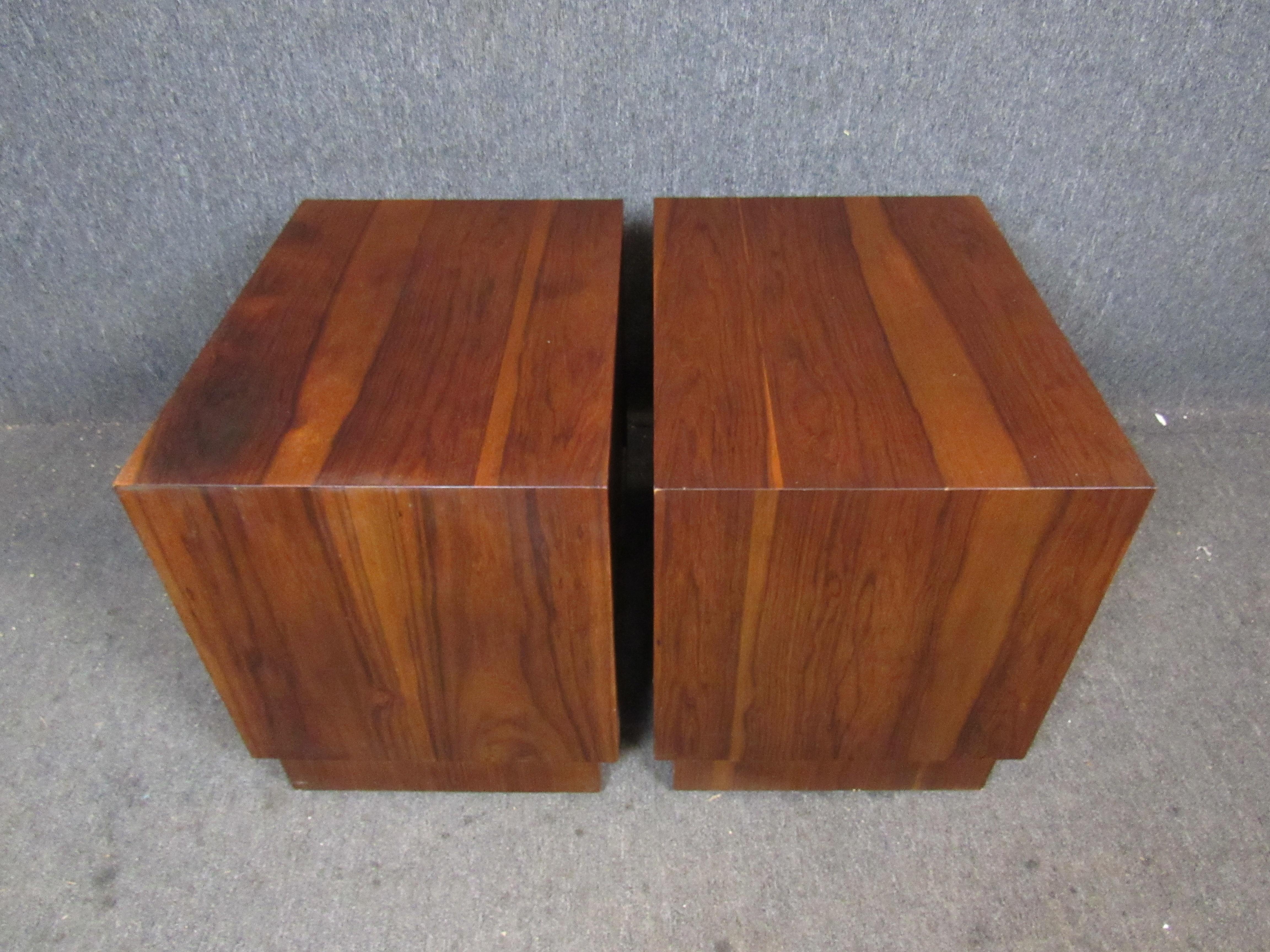 Midcentury Rosewood Cube Nightstands In Good Condition For Sale In Brooklyn, NY