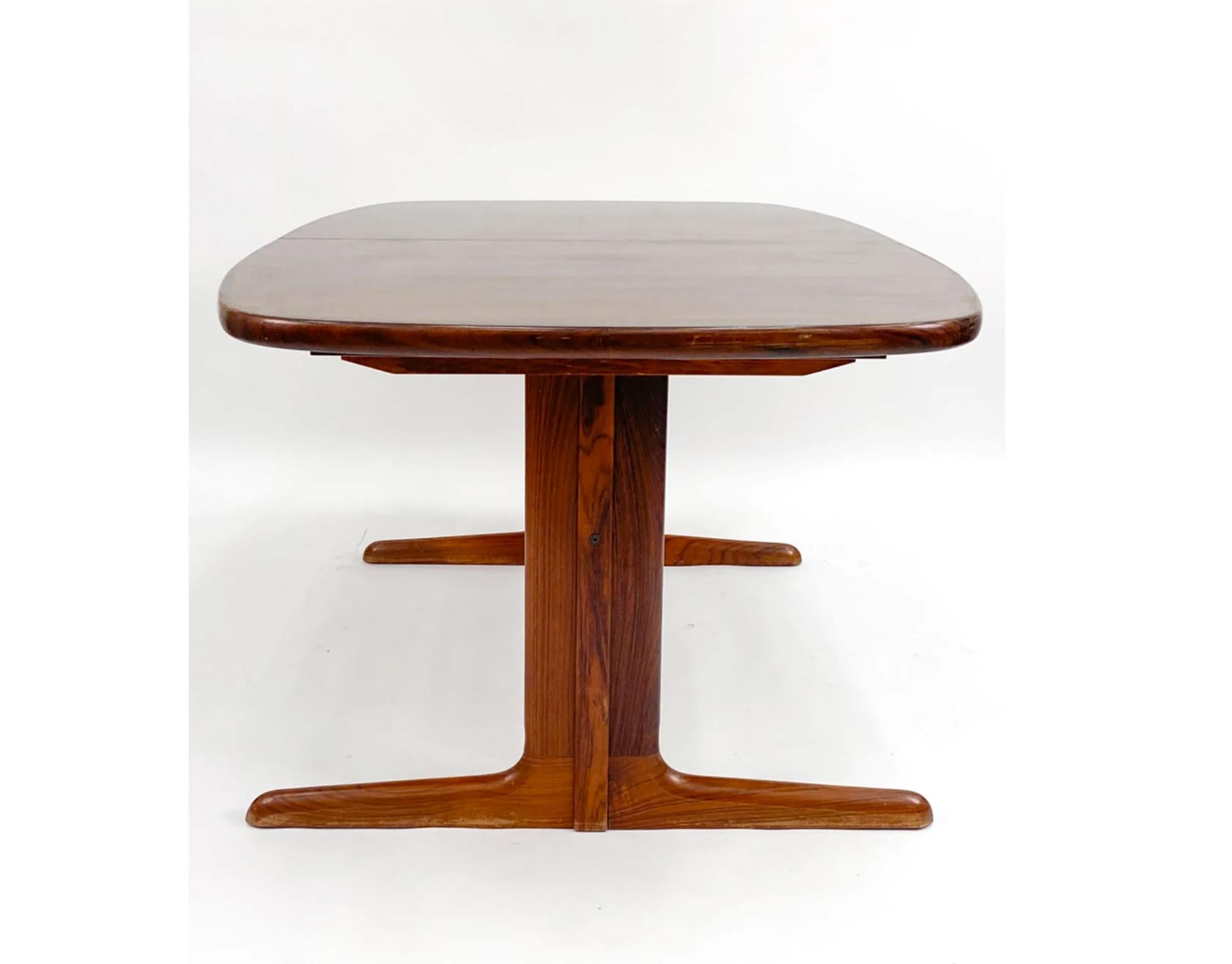 Mid-Century Modern Mid Century Rosewood Danish Modern Extension Dining Table 2 Leaves Dyrlund