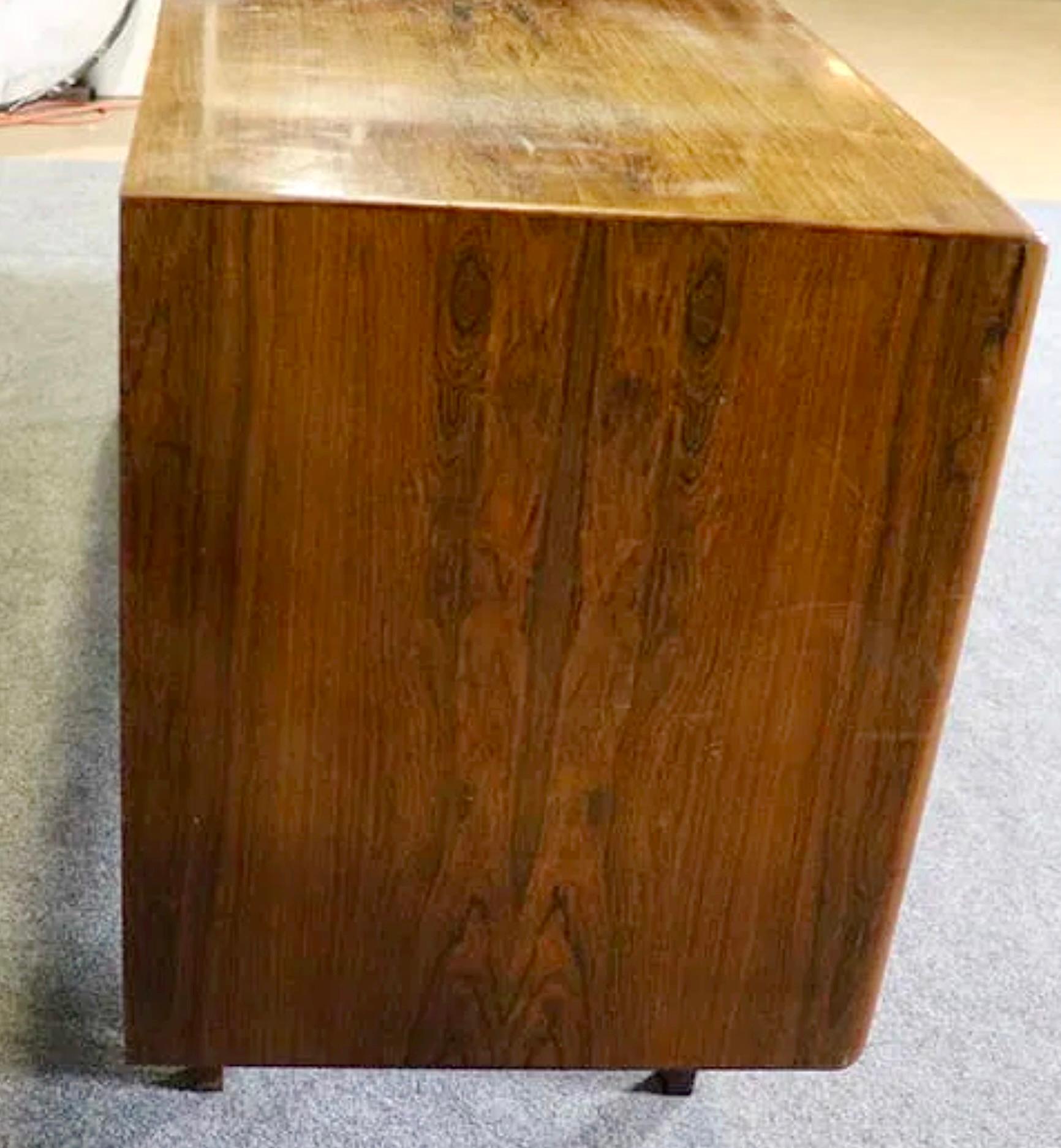 XX secolo Server danese di metà secolo in palissandro in vendita