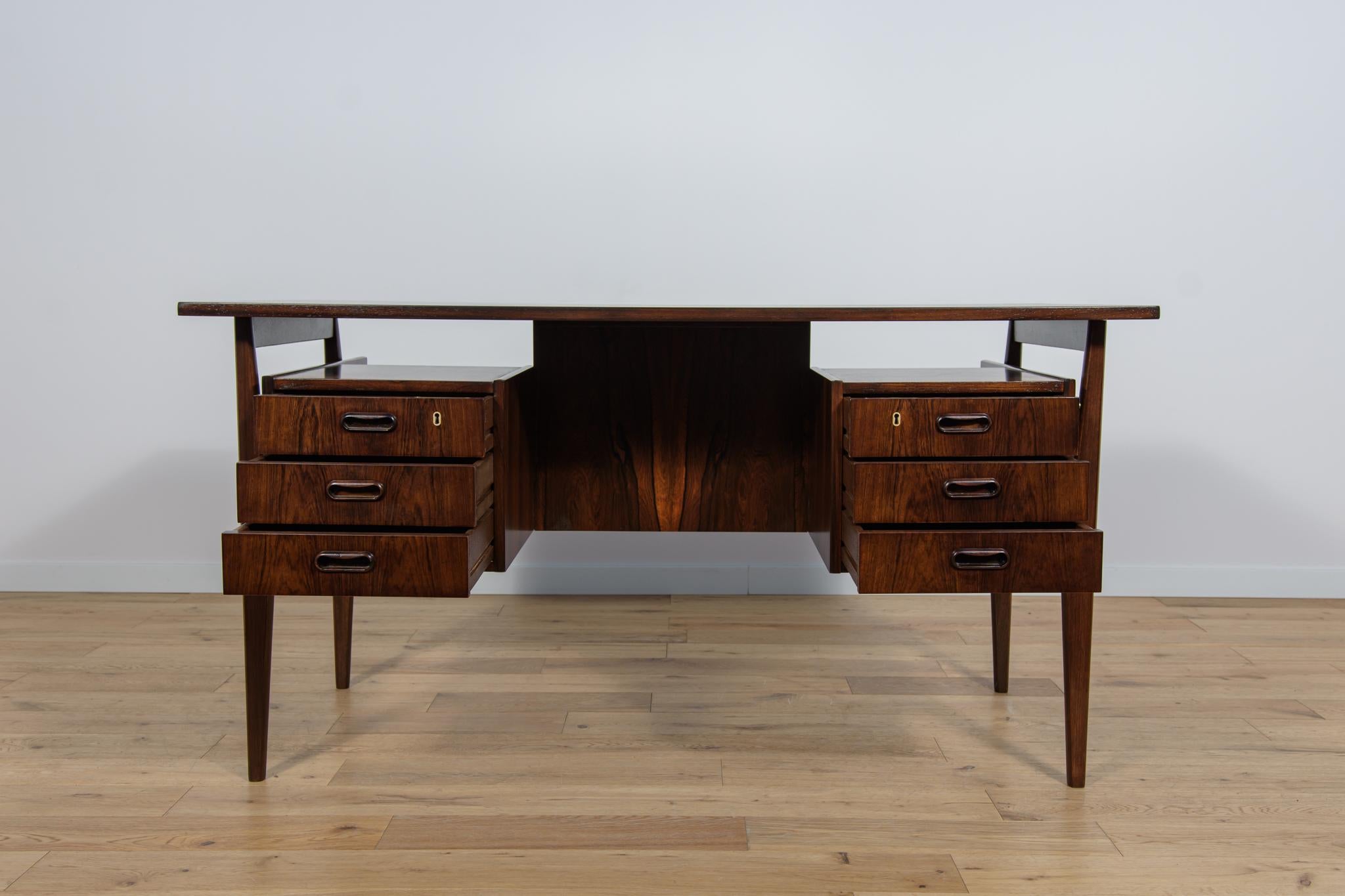 Mid Century Rosewood Desk by Gunnar Nielsen Tibergaard for Tibergaard, 1960s In Excellent Condition For Sale In GNIEZNO, 30