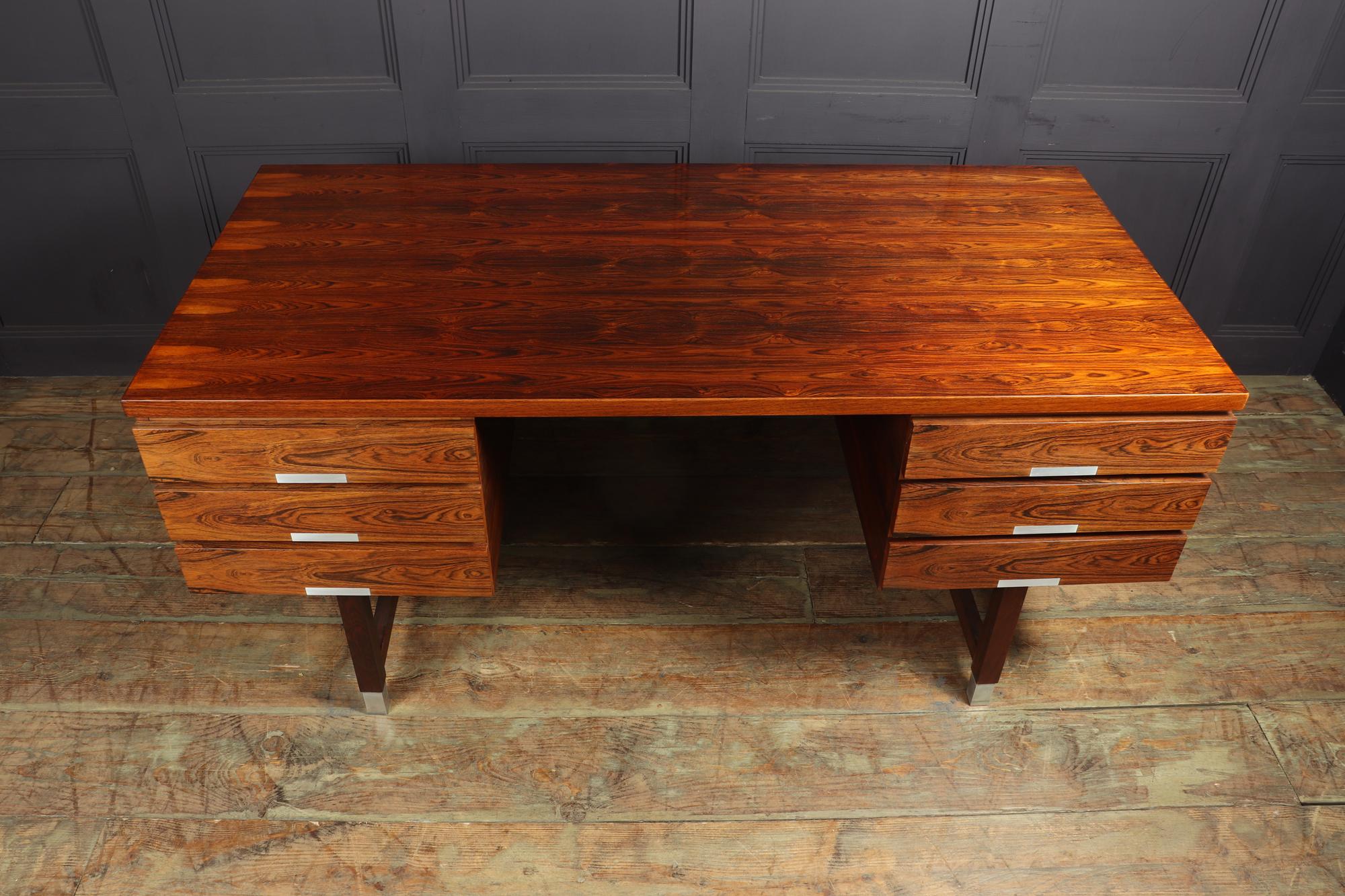 Mid Century Rosewood Desk EP401 by Eigil Petersens 7