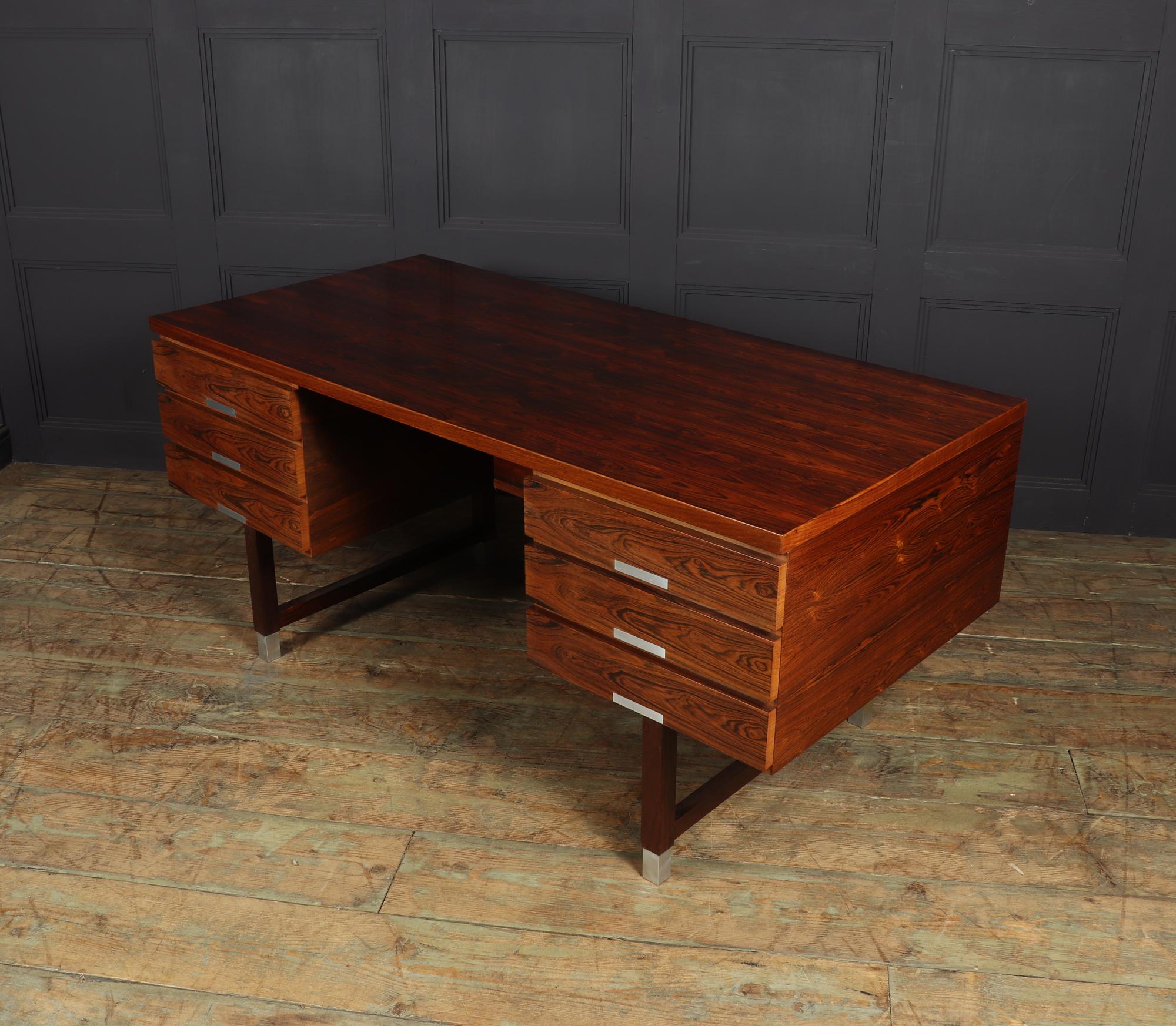 Mid Century Rosewood Desk EP401 by Eigil Petersens 2
