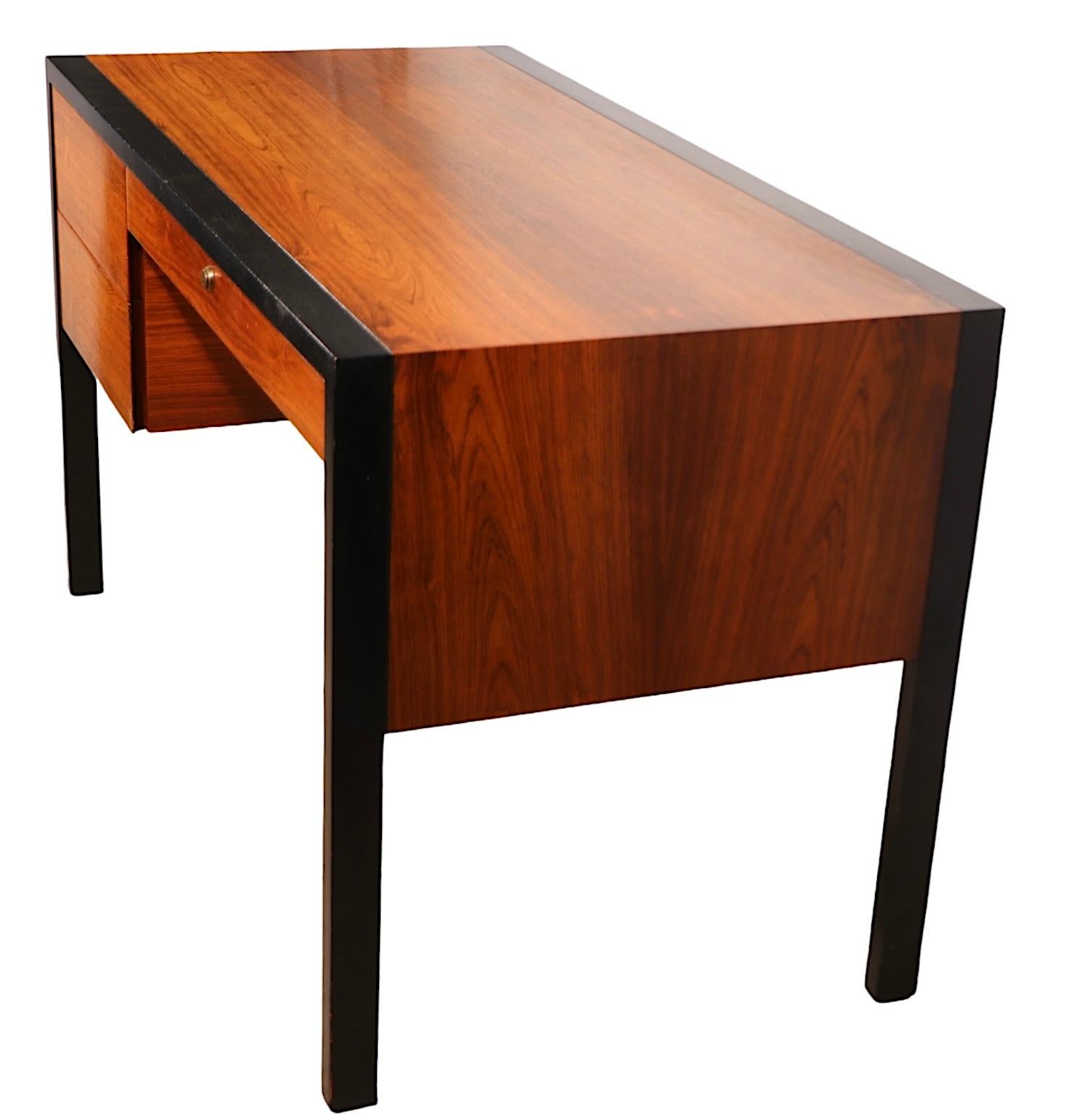 Probber de bureau en bois de rose du milieu des années 1950/60 en vente 9