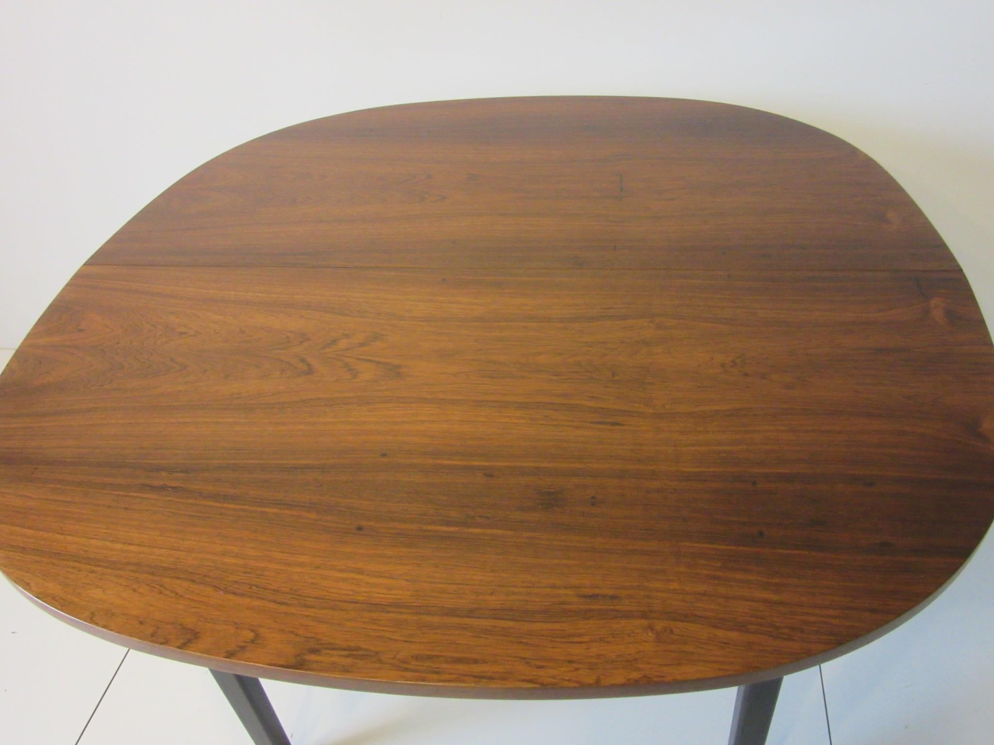 Mid Century Rosewood Dining Table in the Style of Directional 4