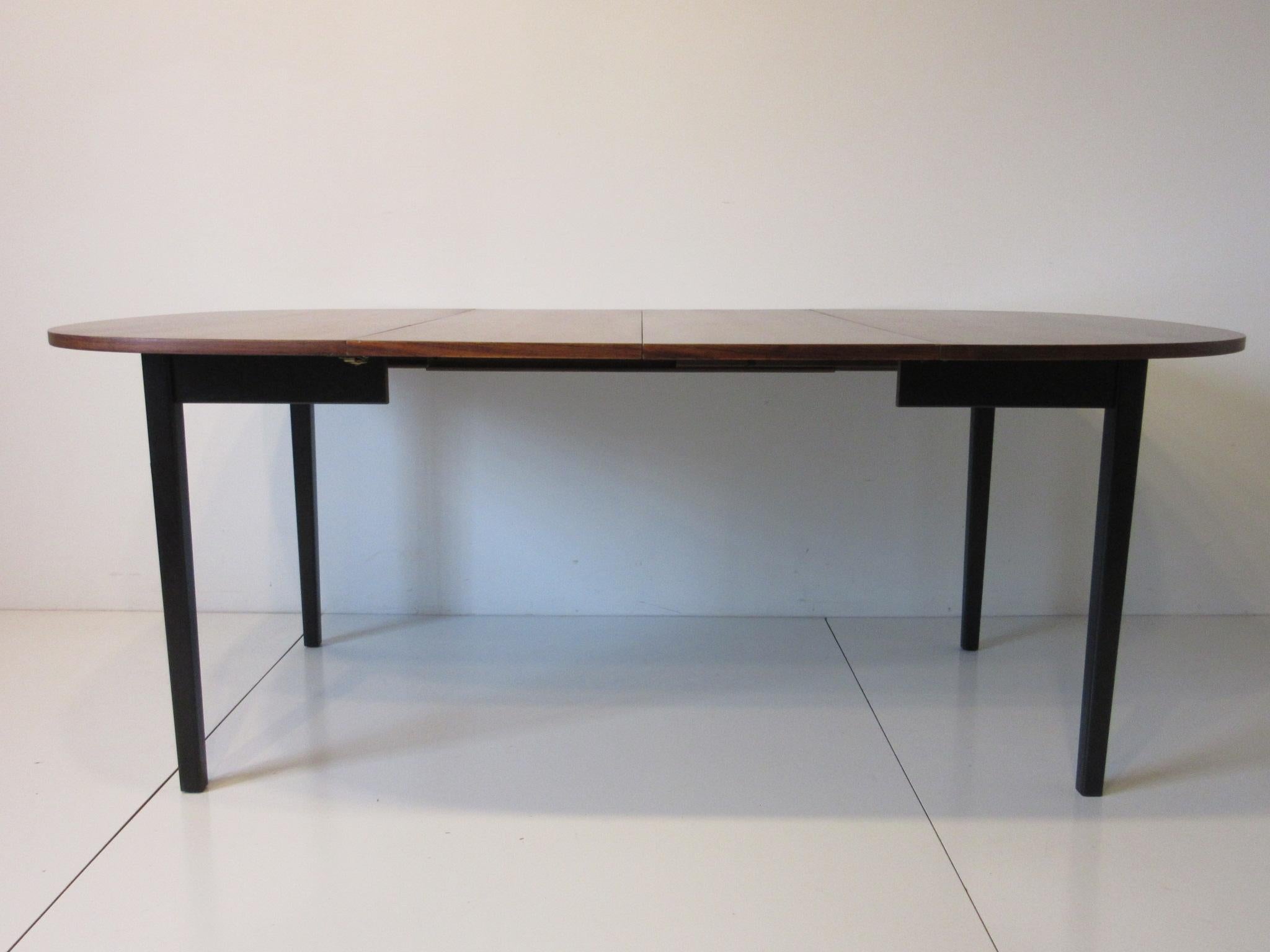 Mid Century Rosewood Dining Table in the Style of Directional 2