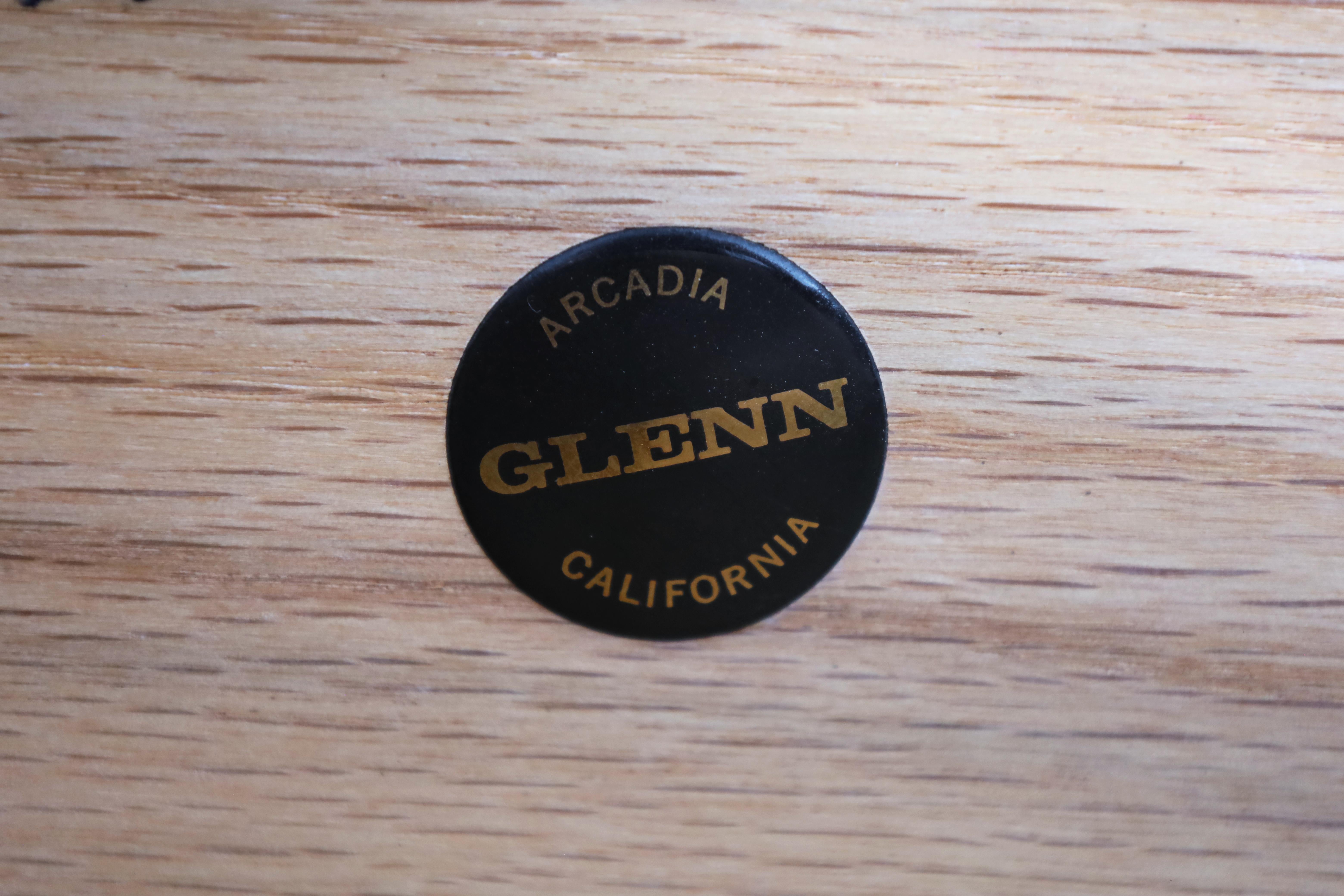 Mid-Century Rosewood Dresser by Robert Baron for Glenn of California 5