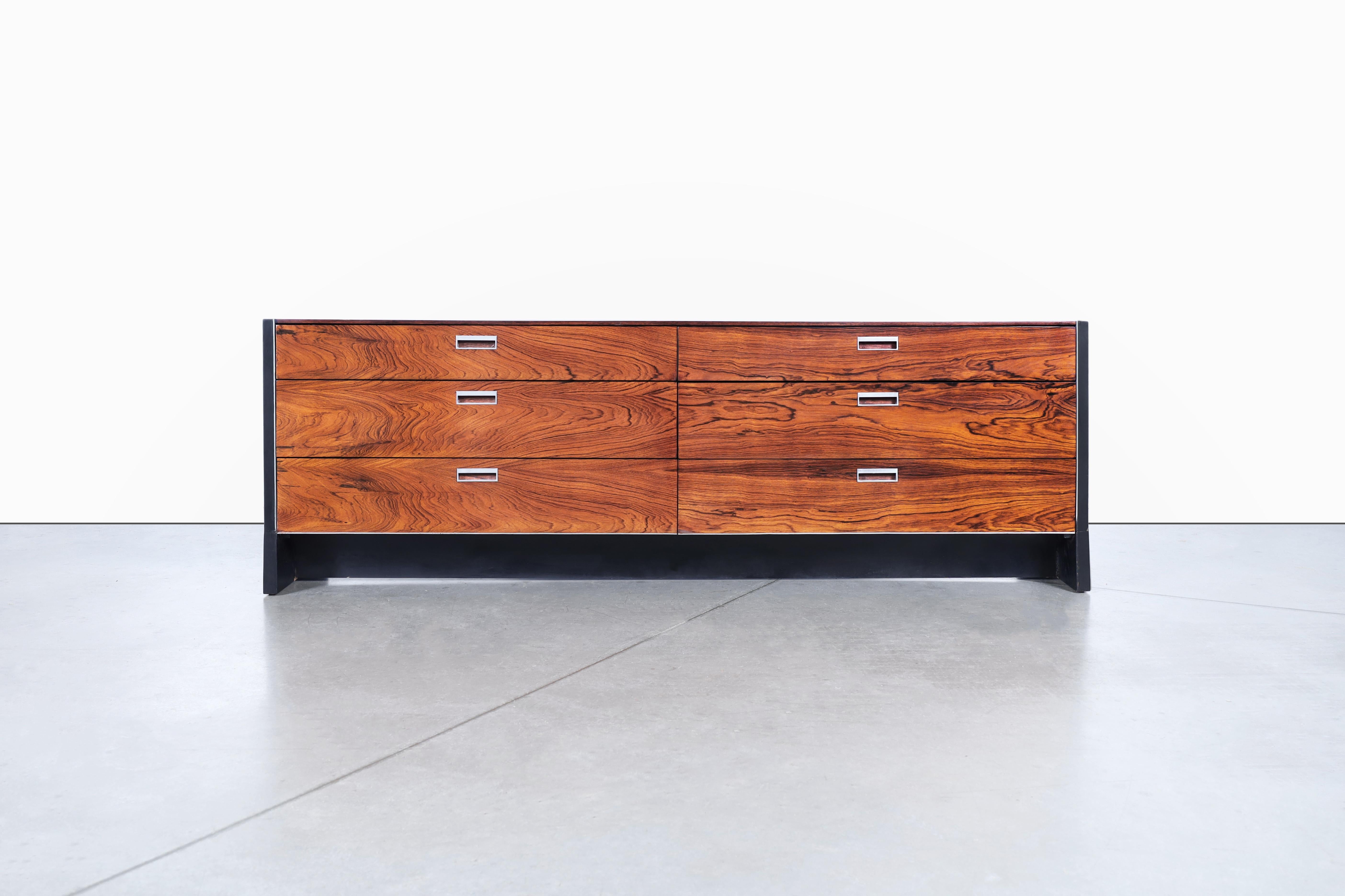 Mid-Century Rosewood Dresser by Robert Baron for Glenn of California 1