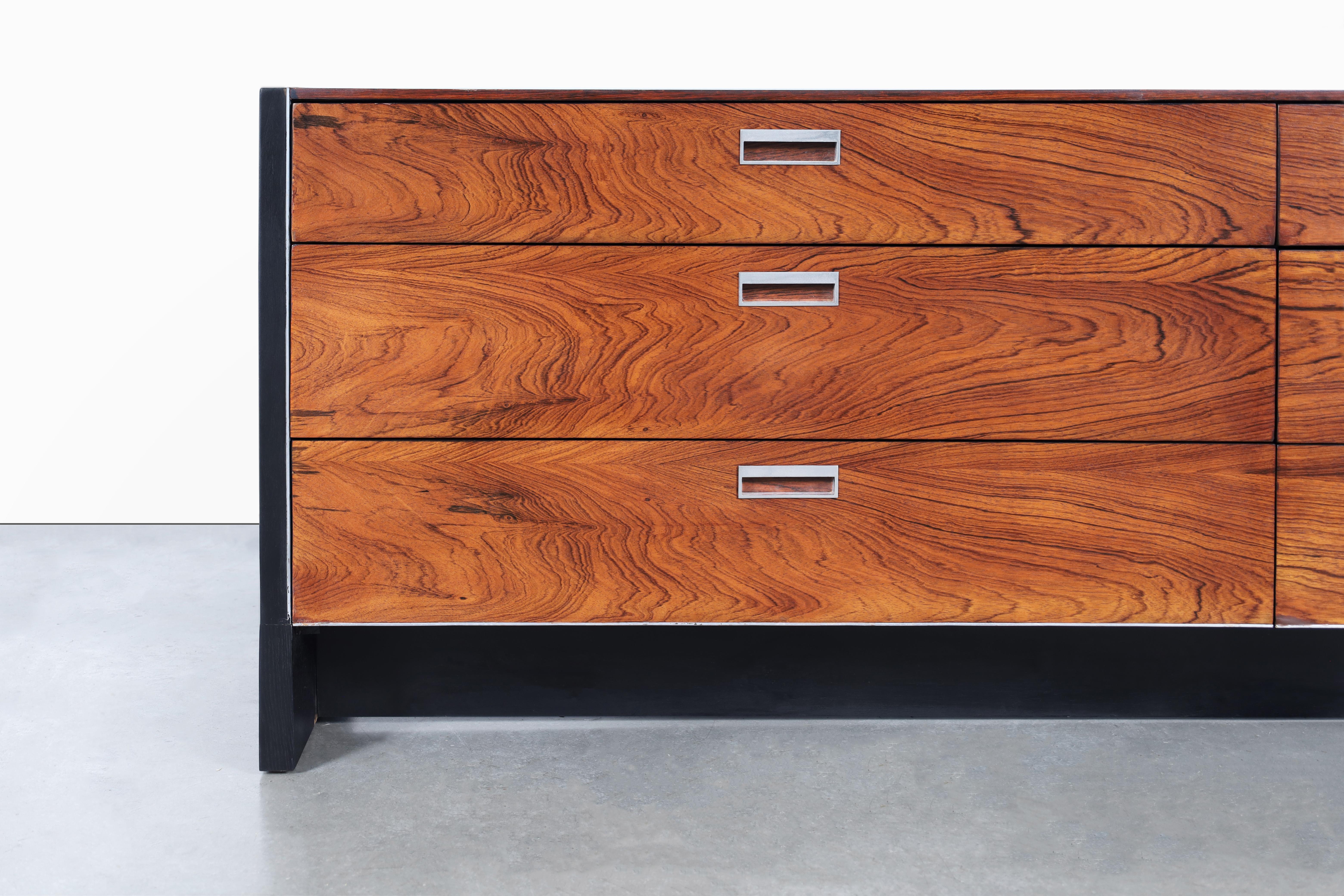 Mid-Century Rosewood Dresser by Robert Baron for Glenn of California 2