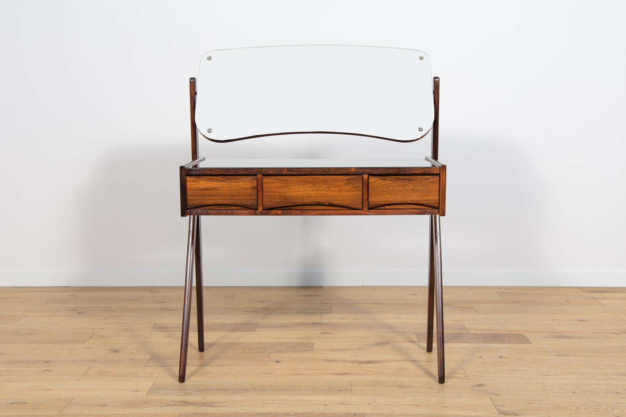 Mid-Century Modern Mid-Century Rosewood Dressing Table by A. Vodder for Ølholm Møbelfabri, 1960s For Sale