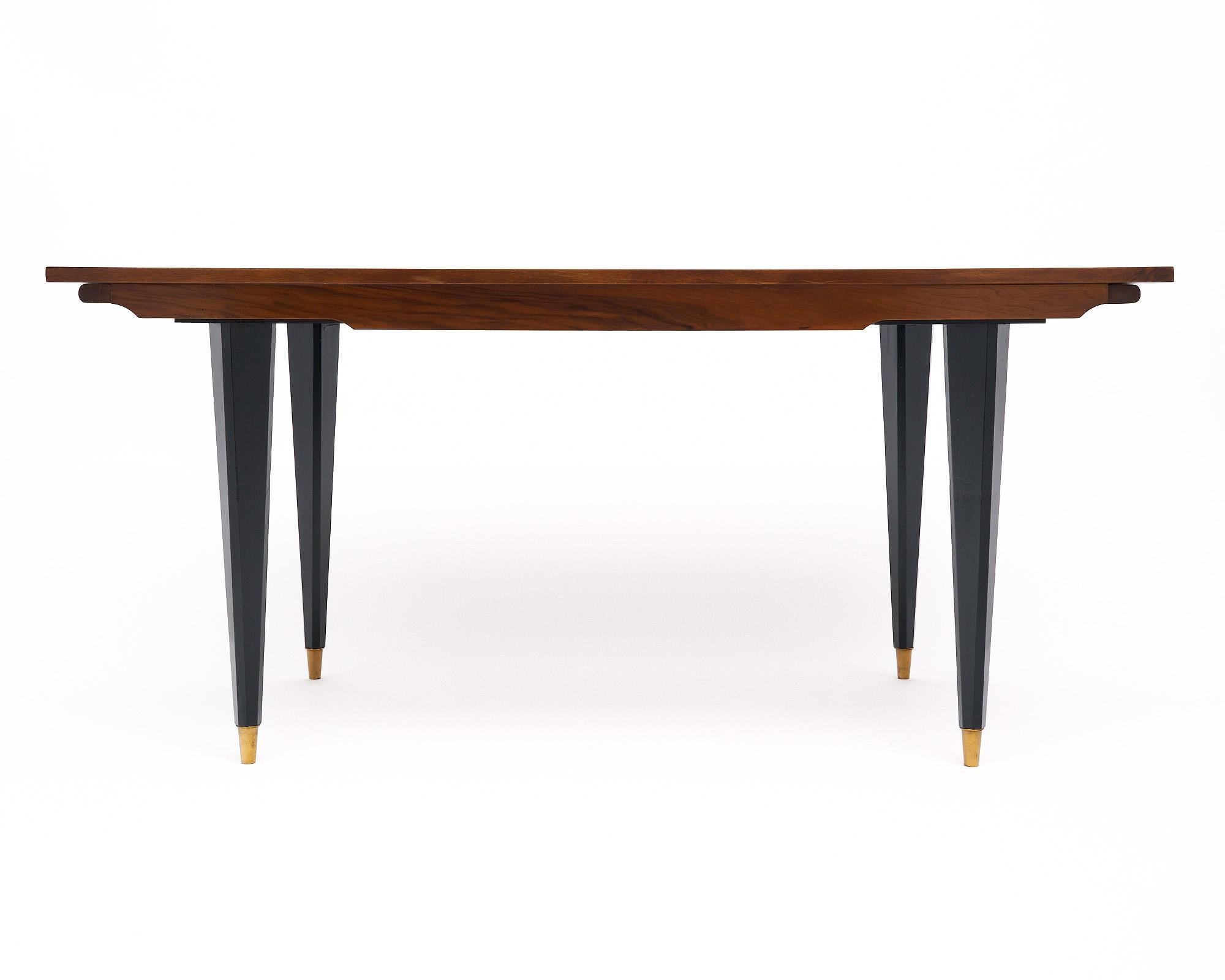 Mesa de comedor francesa de palisandro de mediados de siglo en Bueno estado para la venta en Austin, TX