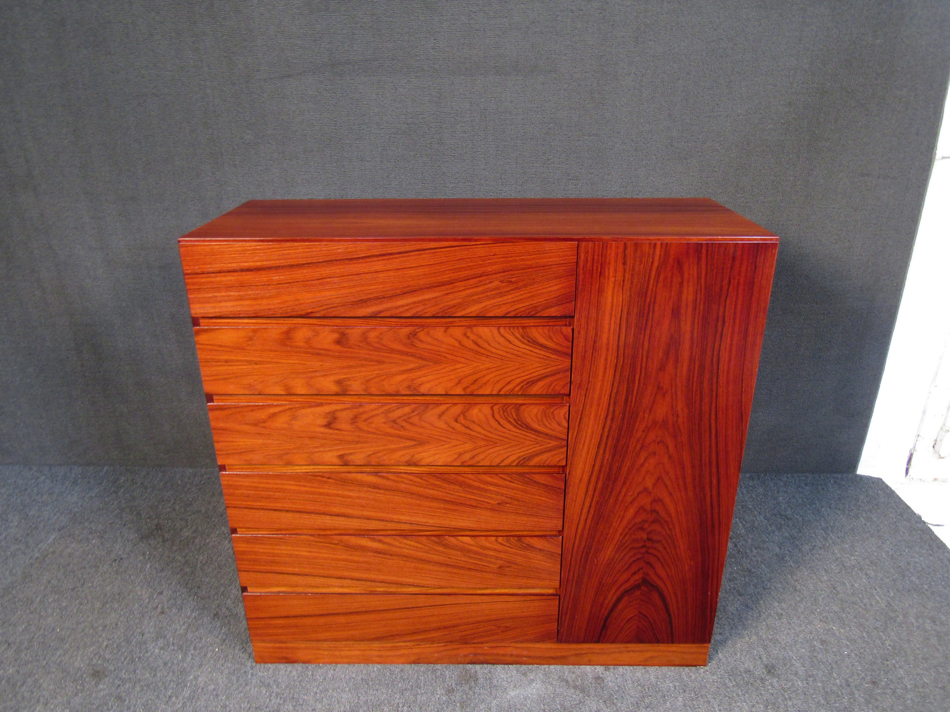 Mid-Century Modern Mid-Century Rosewood Highboy Dresser For Sale