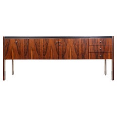 Buffet en bois de rose et cuir du milieu du siècle dernier par Herman Miller
