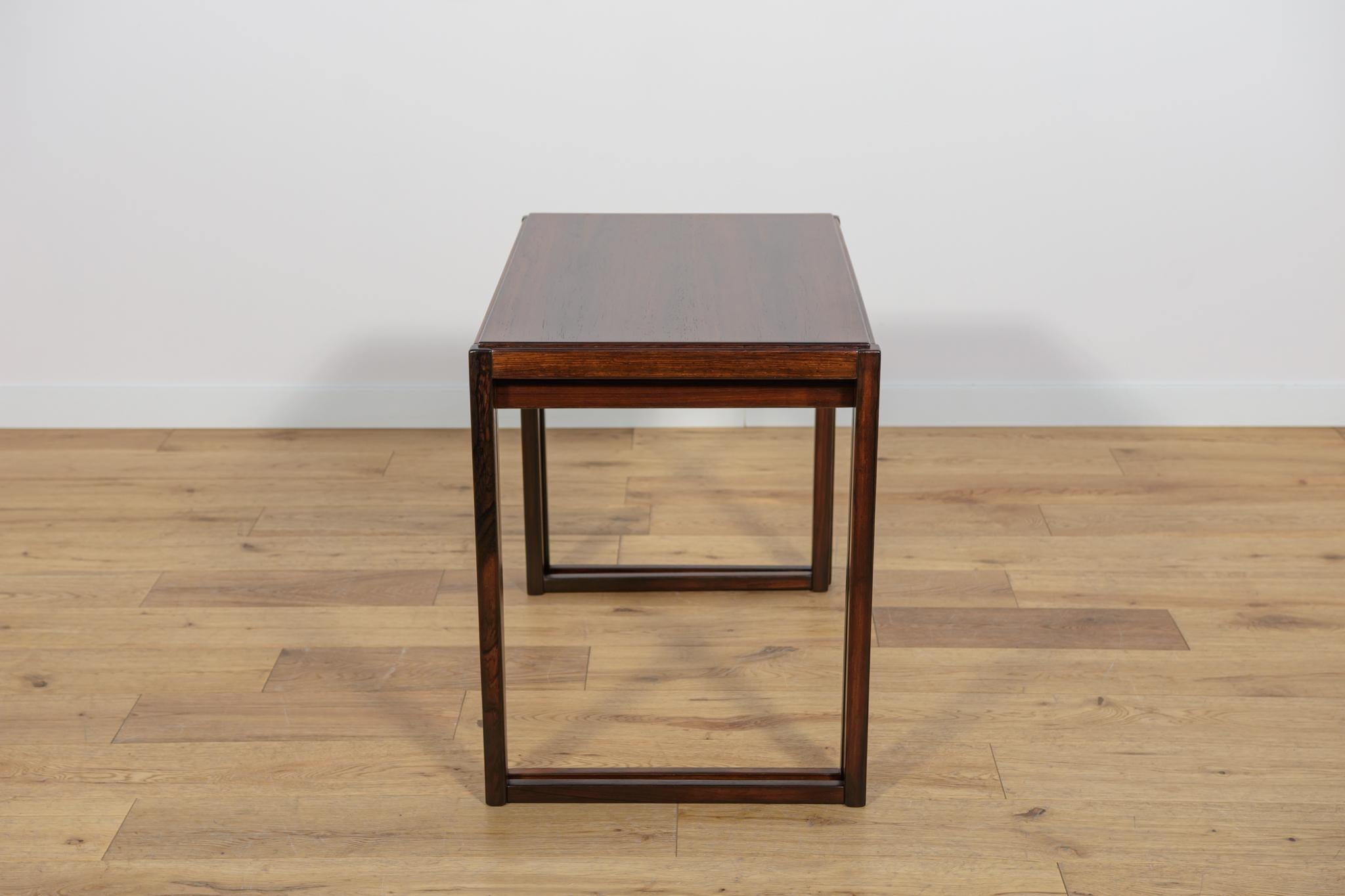 Tables gigognes du milieu du siècle dernier, années 1960, Suède, lot de 2 en vente 5