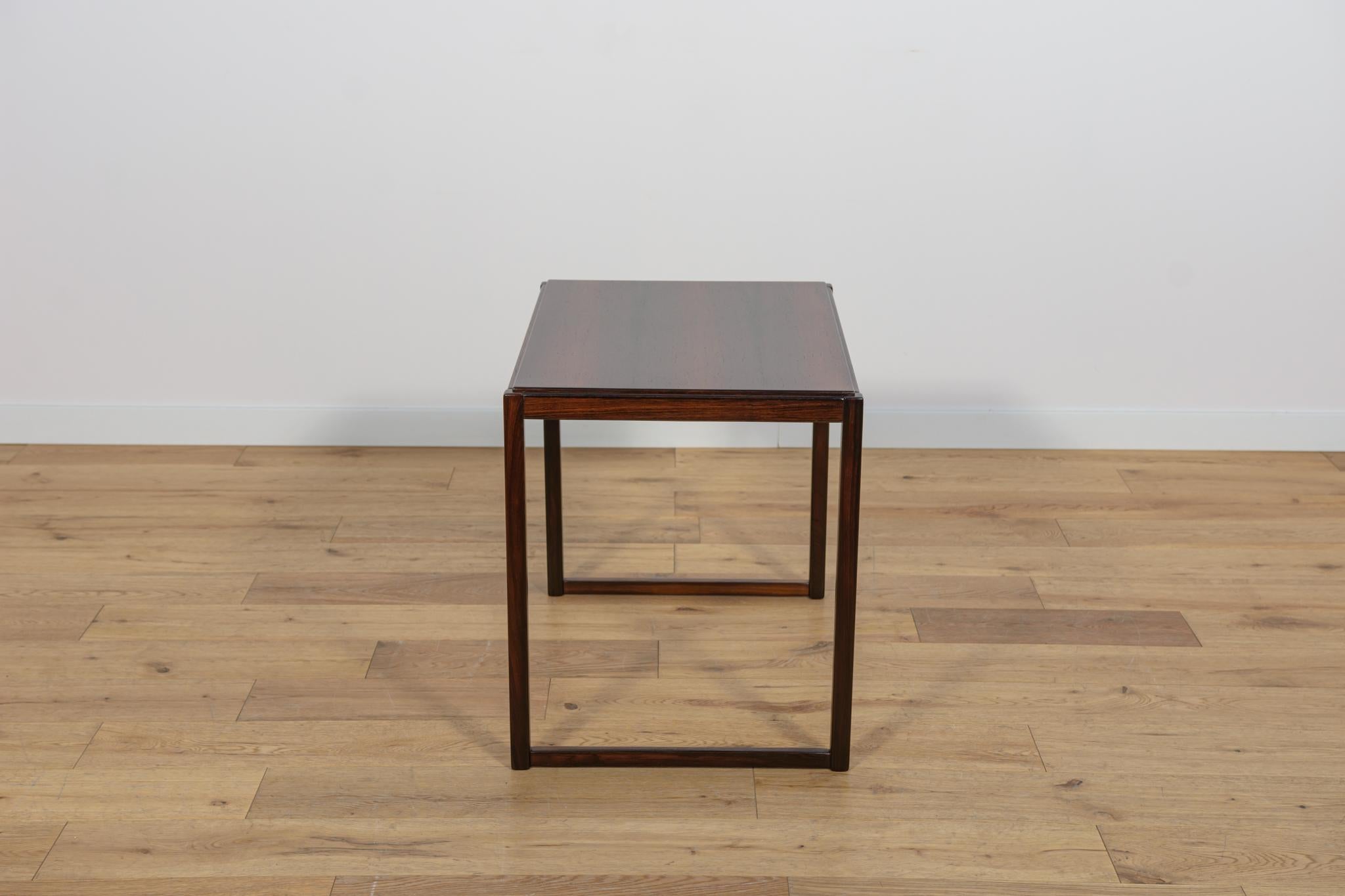 Tables gigognes du milieu du siècle dernier, années 1960, Suède, lot de 2 en vente 10