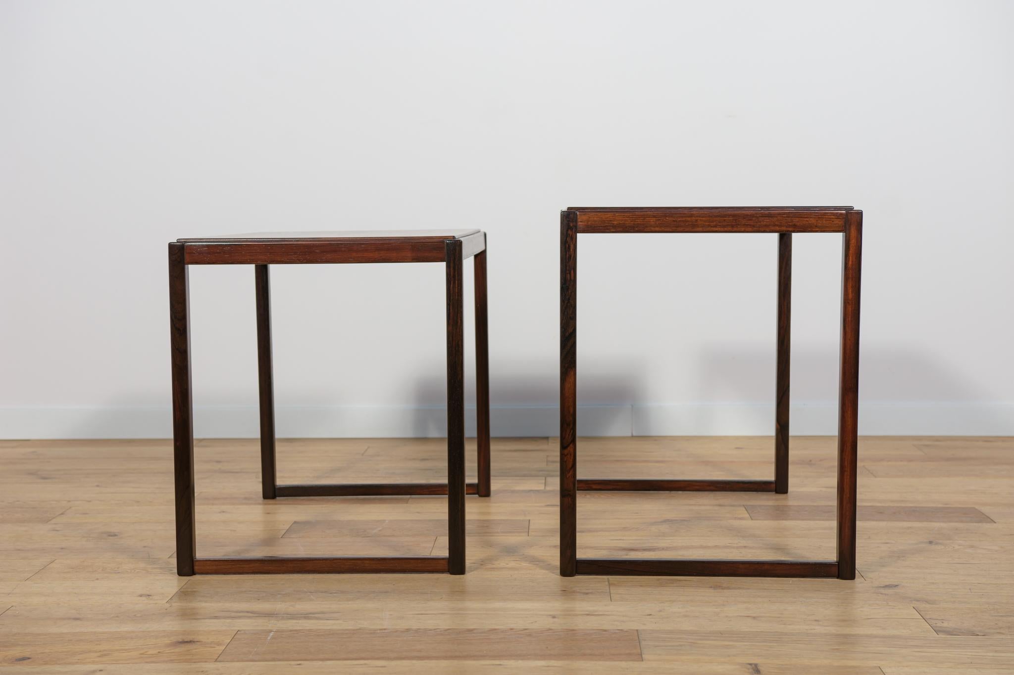 Mid-Century Modern Tables gigognes du milieu du siècle dernier, années 1960, Suède, lot de 2 en vente