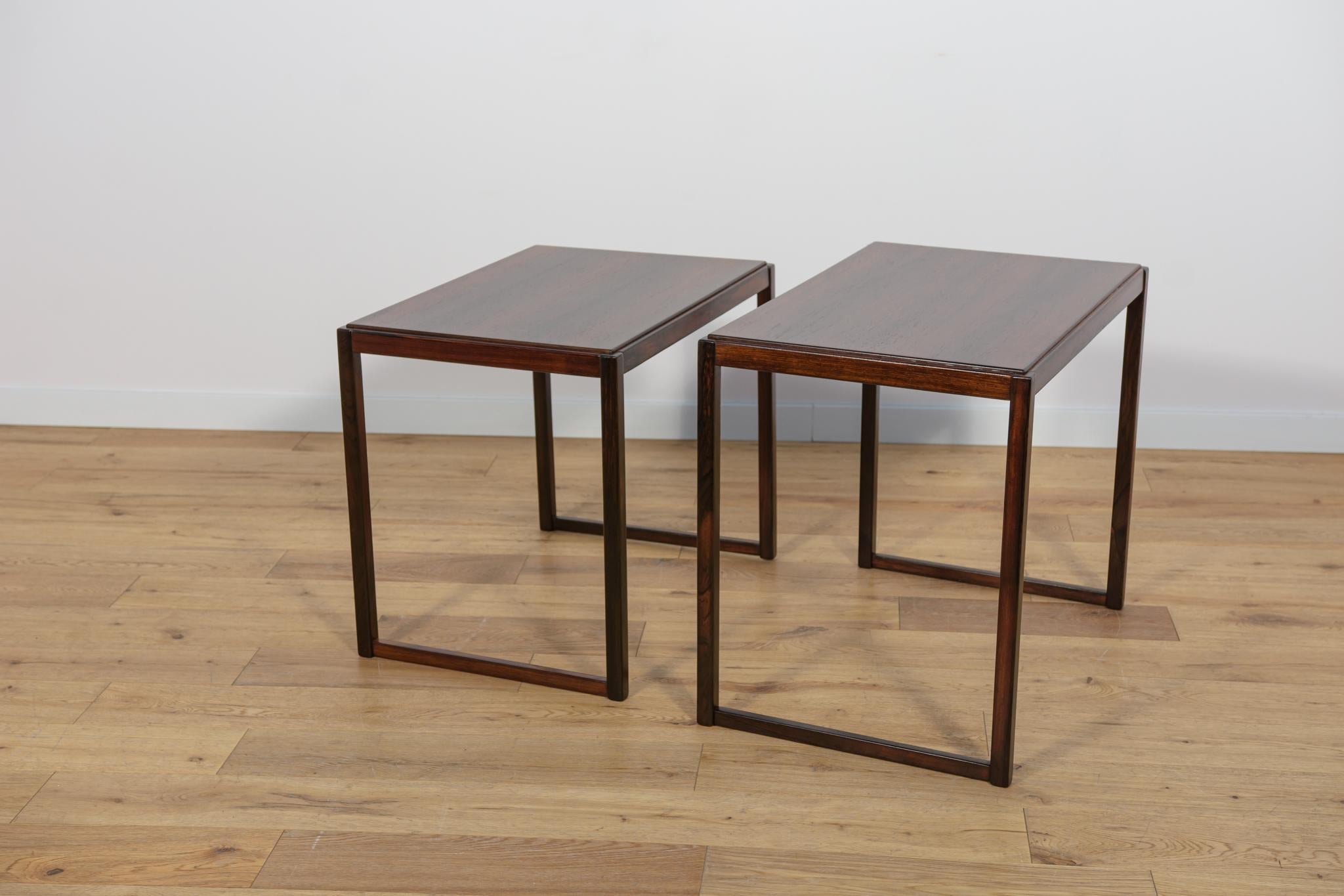Tables gigognes du milieu du siècle dernier, années 1960, Suède, lot de 2 Excellent état - En vente à GNIEZNO, 30