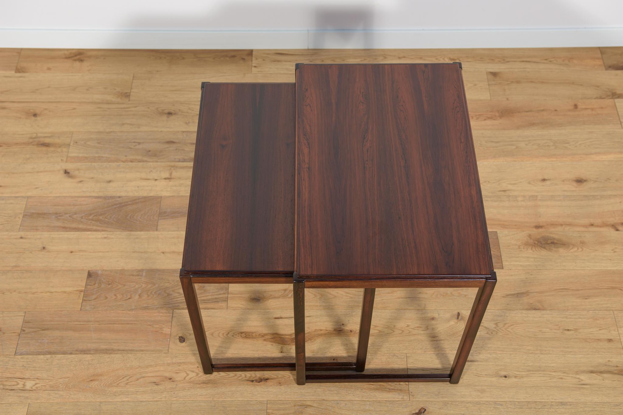 Bois de rose Tables gigognes du milieu du siècle dernier, années 1960, Suède, lot de 2 en vente