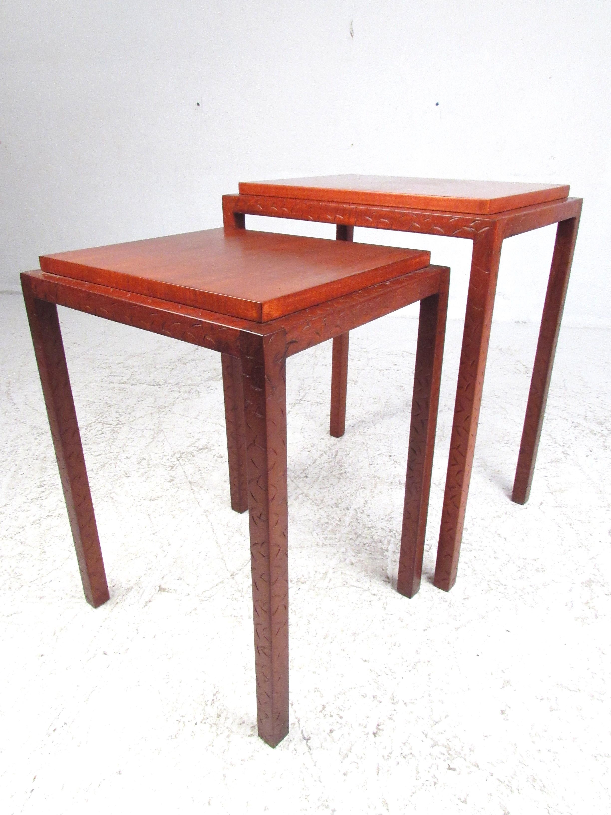 Midcentury Rosewood Nesting Tables In Good Condition For Sale In Brooklyn, NY