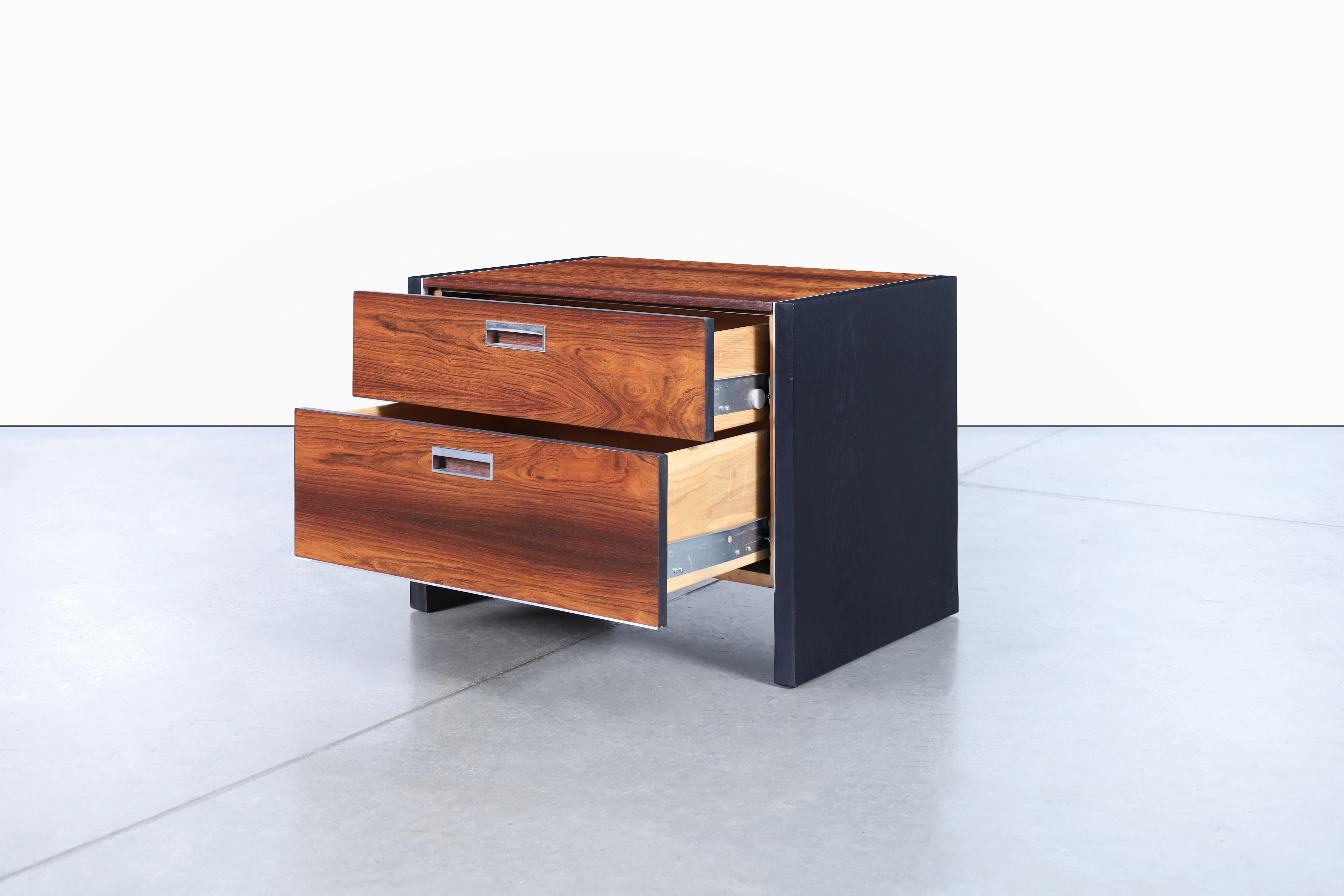 Mid-Century Rosewood Nightstands by Robert Baron for Glenn of California 4