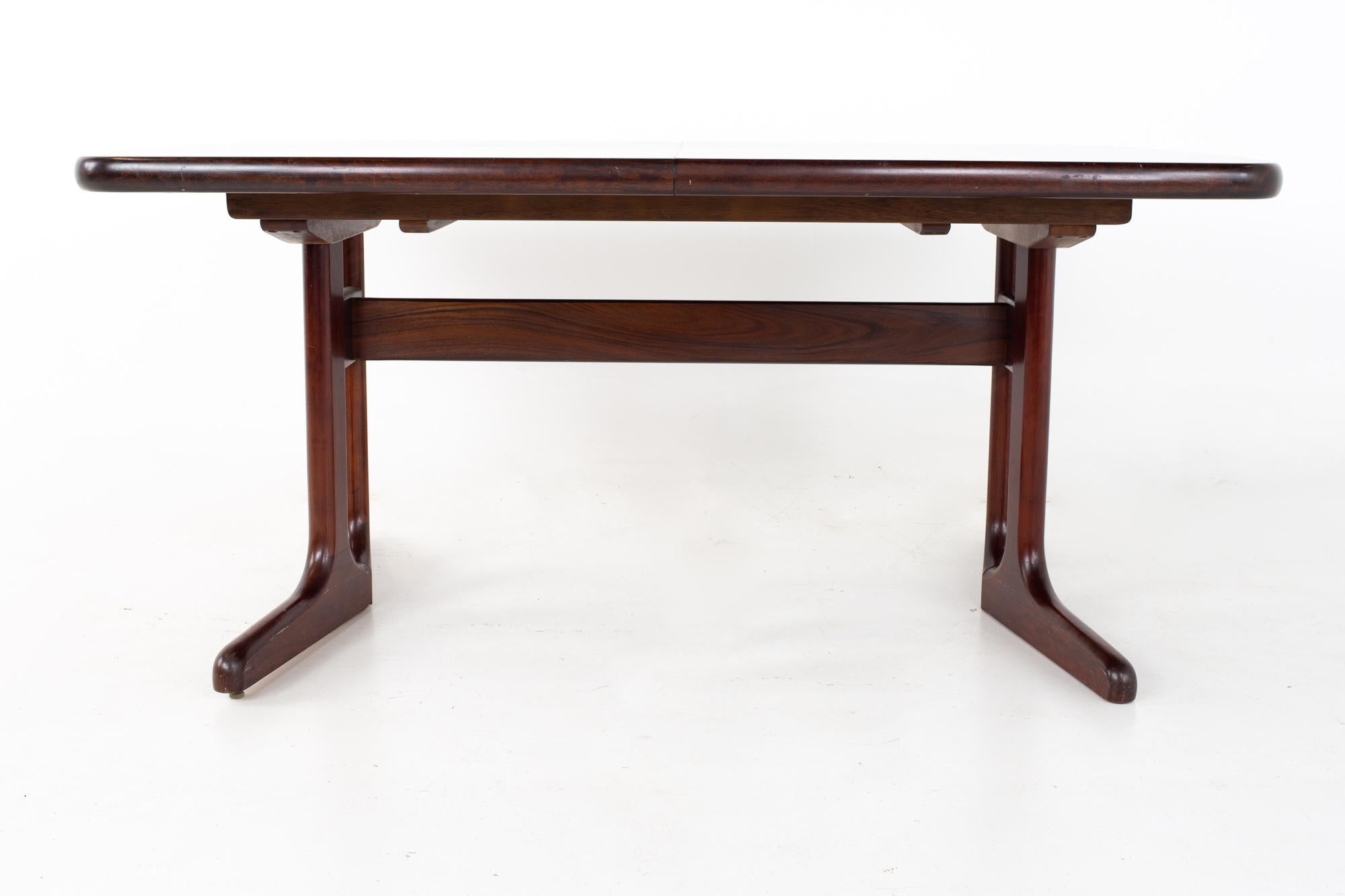 Late 20th Century Mid Century Rosewood Oval Dining Table For Sale