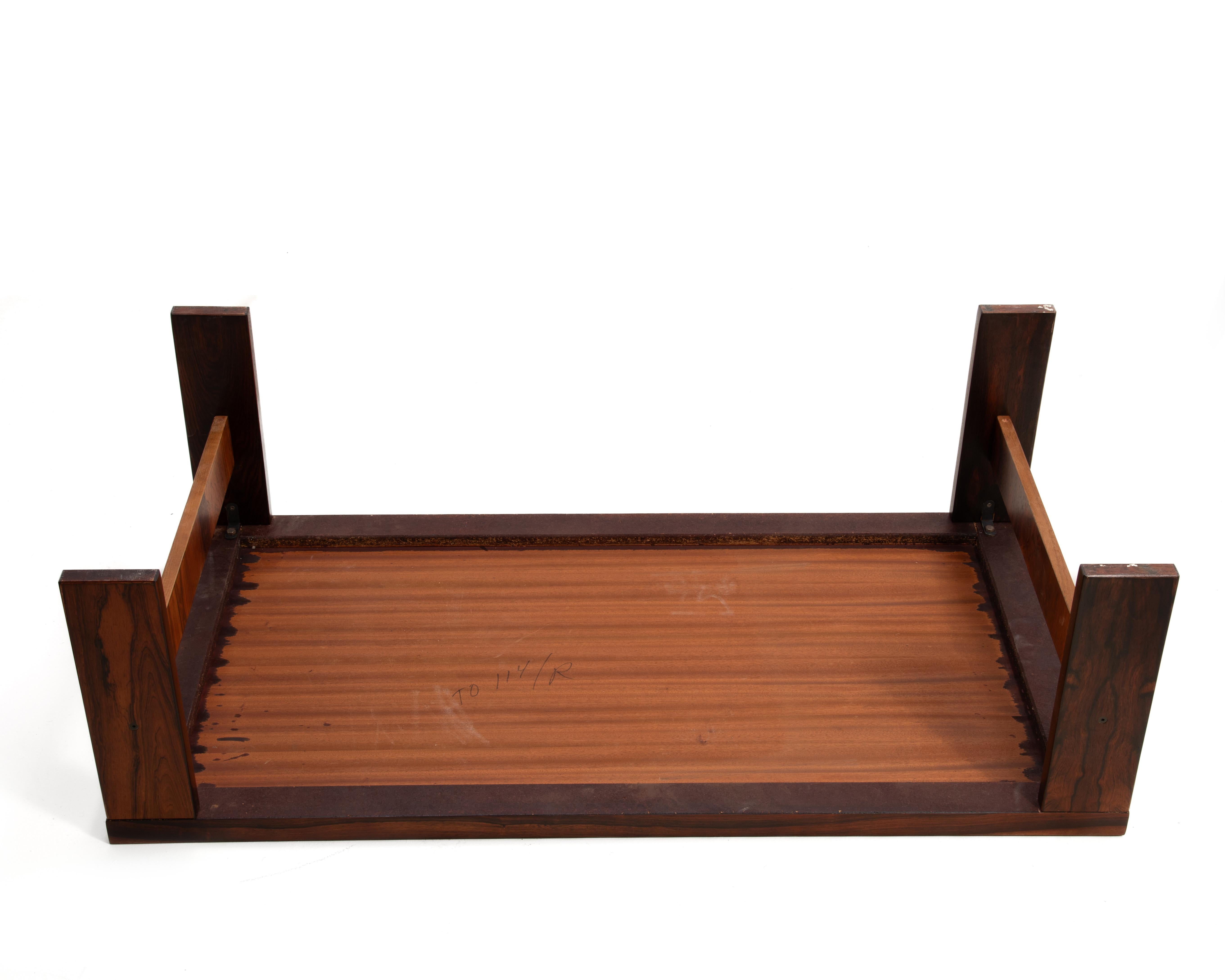 Tavolino da caffè in legno di palissandro di metà secolo Scandinavo Poul Cadovius in vendita 8