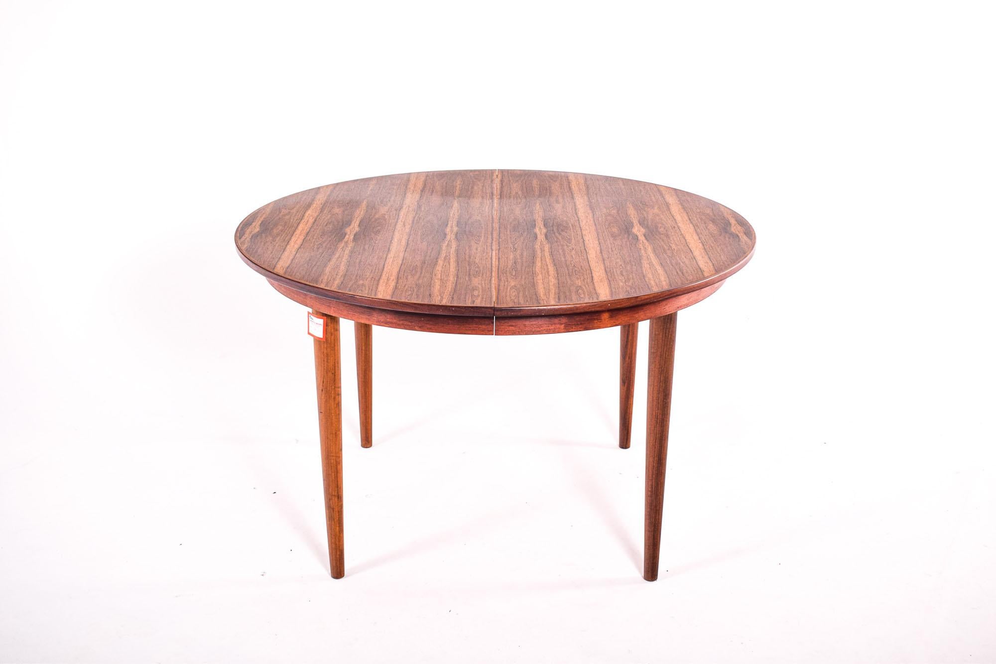 Mid Century Rosewood Round Dining Table, 1950s 2