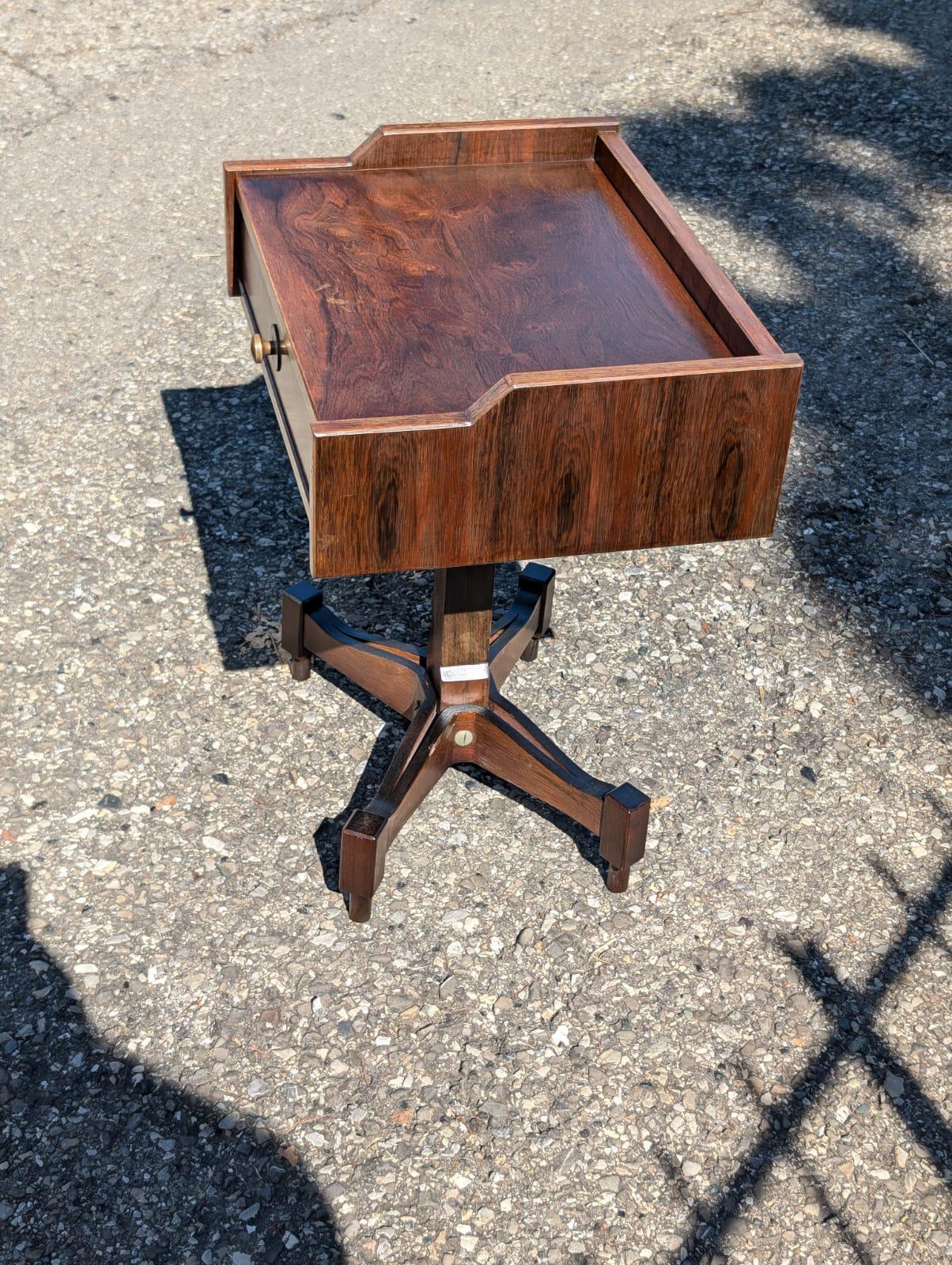 Juego de mesas auxiliares de palisandro de Claudio Salocchi para Sormani, años 60 Mid-20th Century en venta
