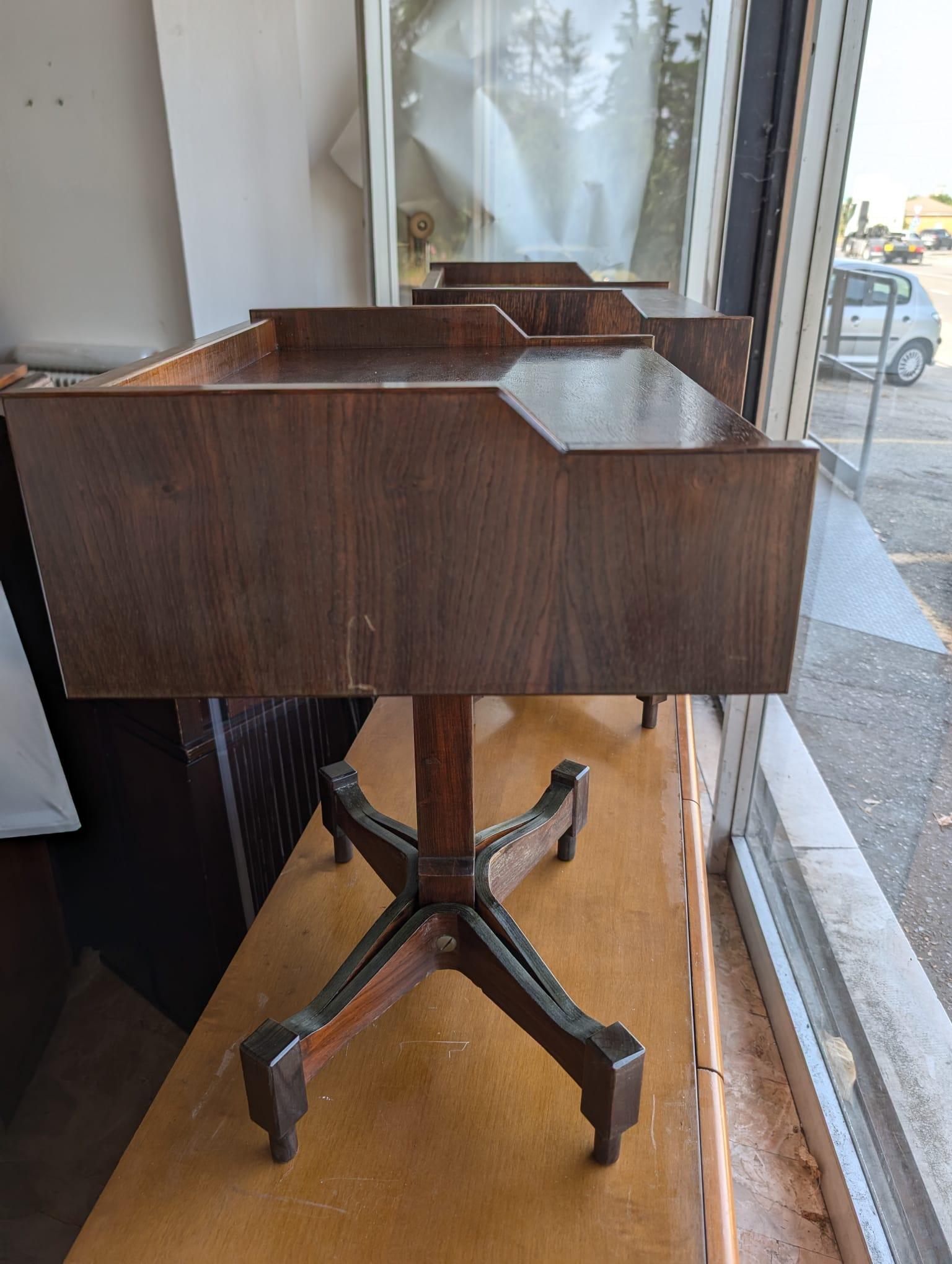 Juego de mesas auxiliares de palisandro de Claudio Salocchi para Sormani, años 60 Palo de rosa en venta