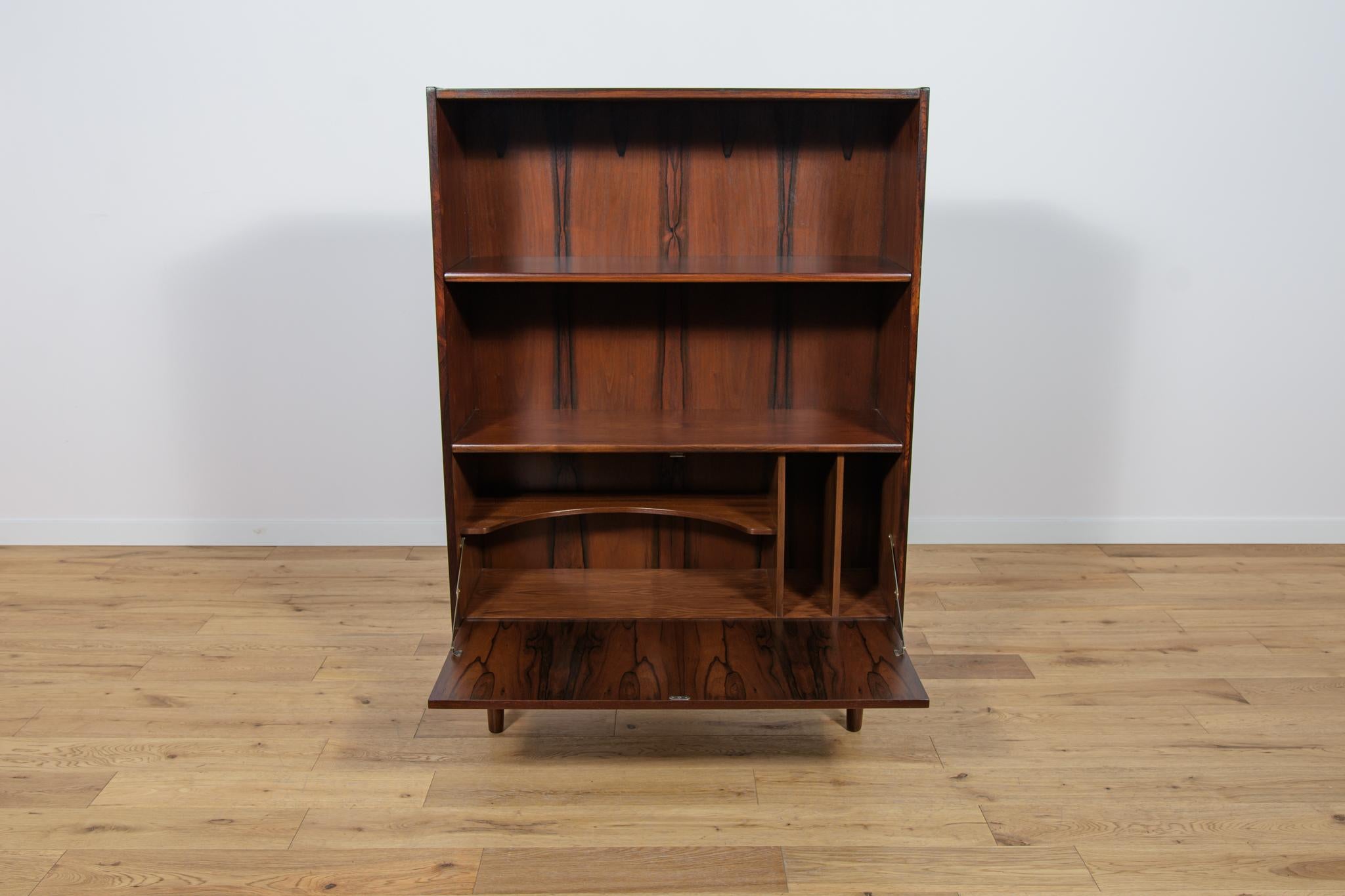Mid-Century Rosewood Shelf, Denmark, 1970s In Excellent Condition For Sale In GNIEZNO, 30