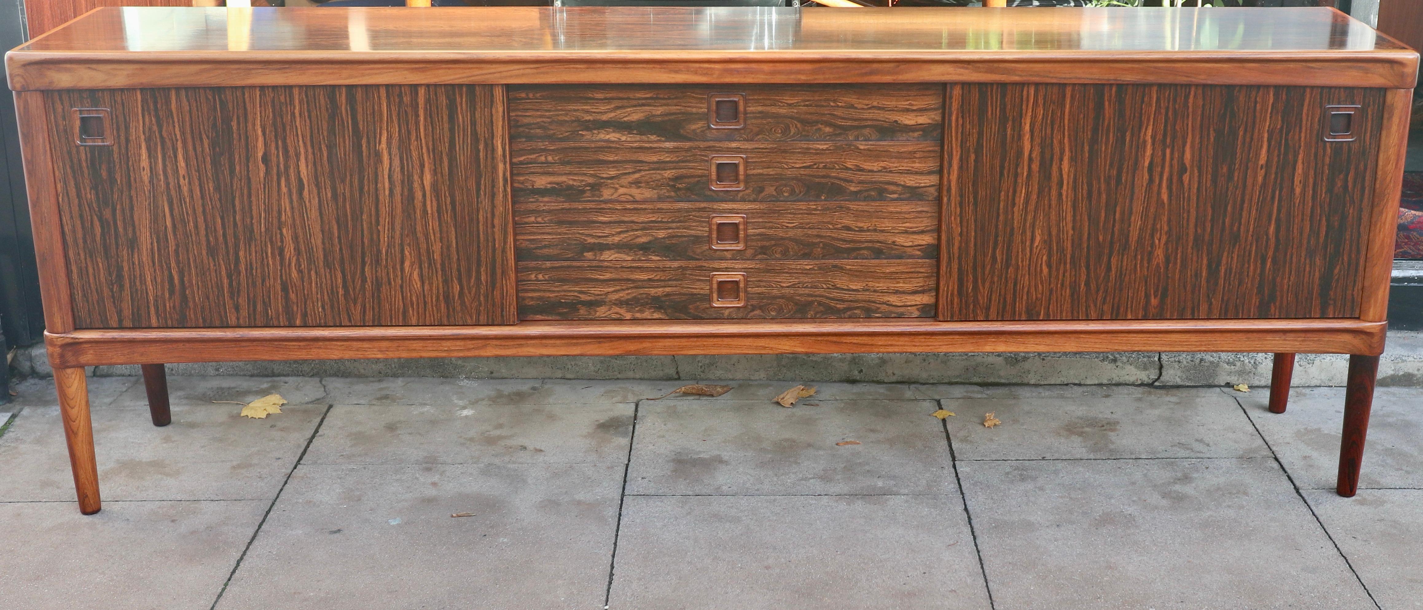 This H W Klein designed sideboard is an exceptional piece of furniture that has stood the test of time. Crafted in the 1960s using top quality materials by highly skilled Danish cabinet makers Bramin, this sideboard is a true testament to classic
