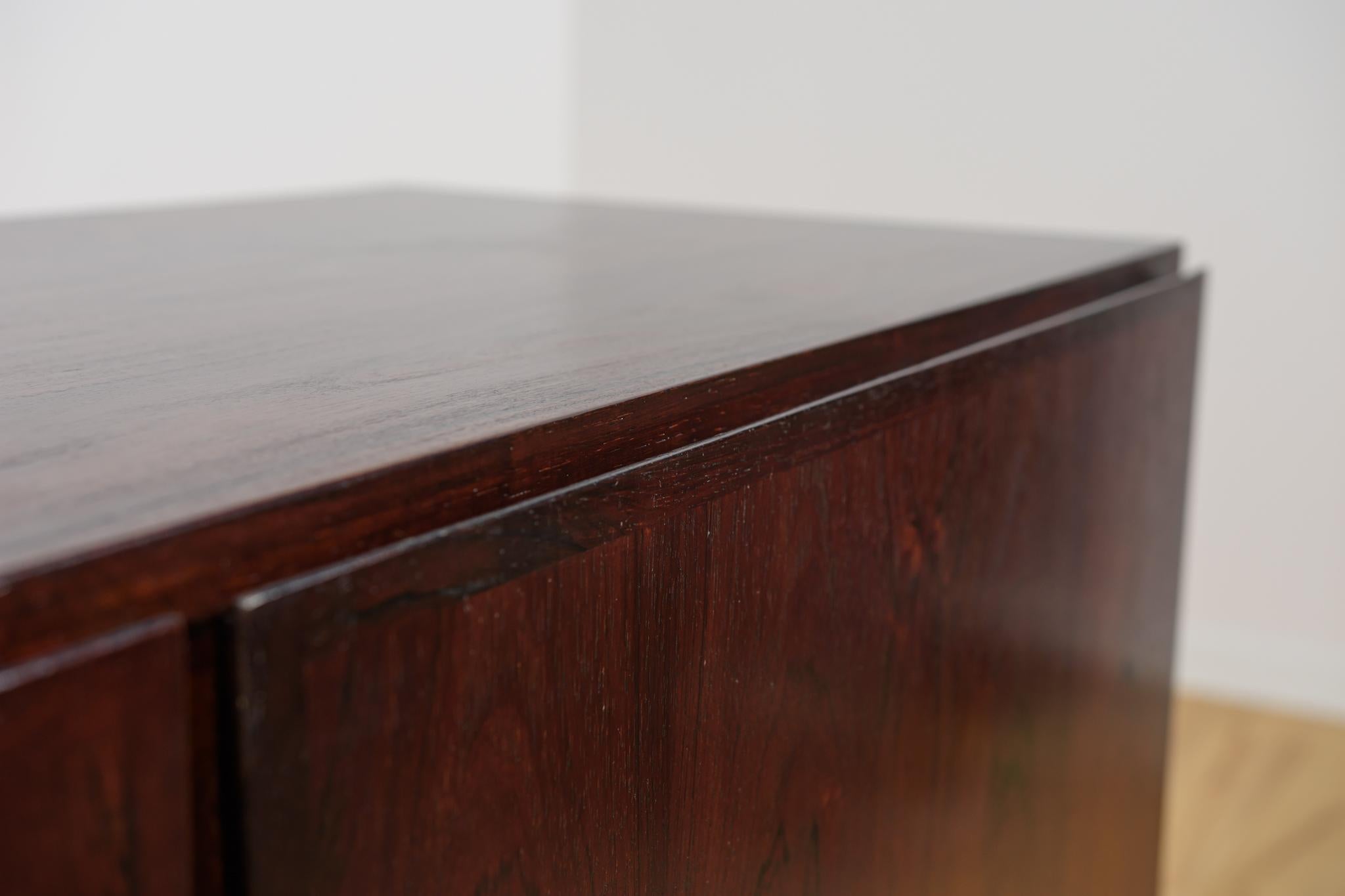 Credenza in palissandro di metà secolo di Omann Jun, Danimarca, anni '60 in vendita 5