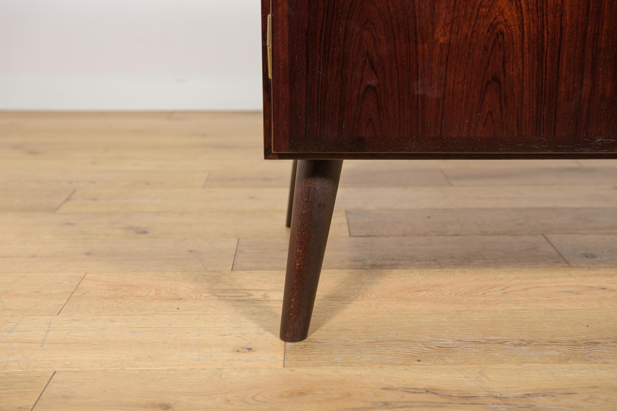 Credenza in palissandro di metà secolo di Omann Jun, Danimarca, anni '60 in vendita 6