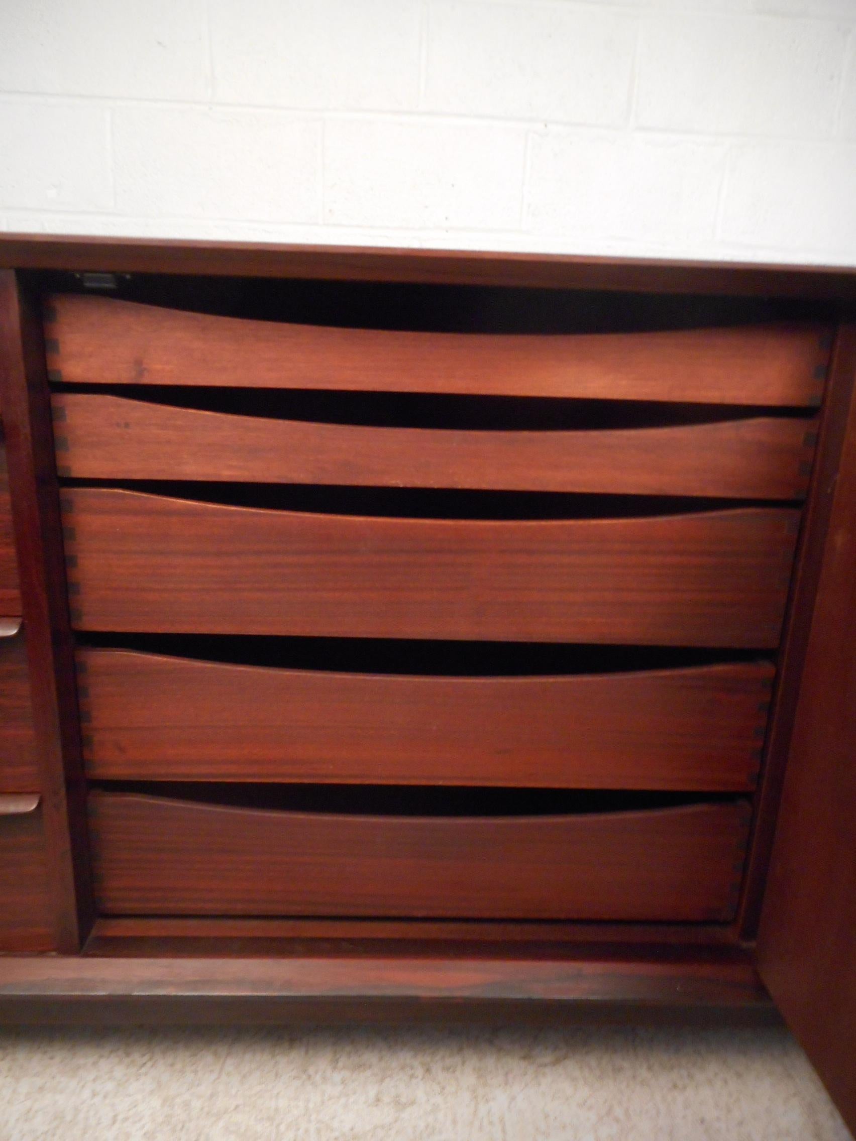 Midcentury Rosewood Sideboard with Finished Back 3