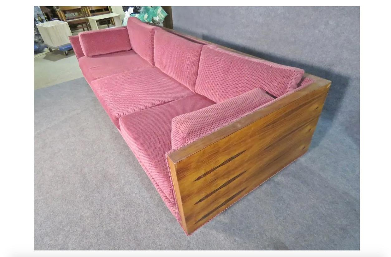 Mid-Century Rosewood Sofa in the Style of Milo Baughman 1