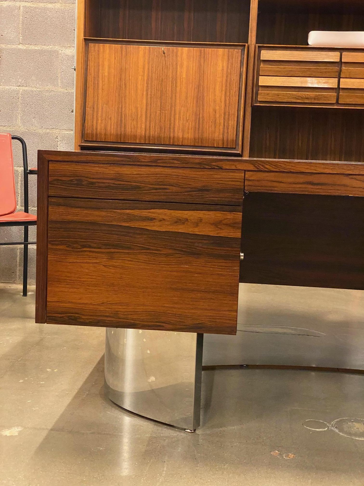 Mid-Century Rosewood & Stainless Executive Desk, USA, 1960's  For Sale 5