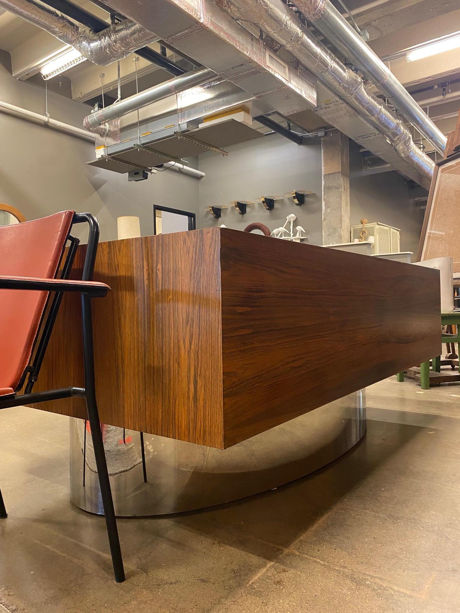 Mid-Century Rosewood & Stainless Executive Desk, USA, 1960's  For Sale 8