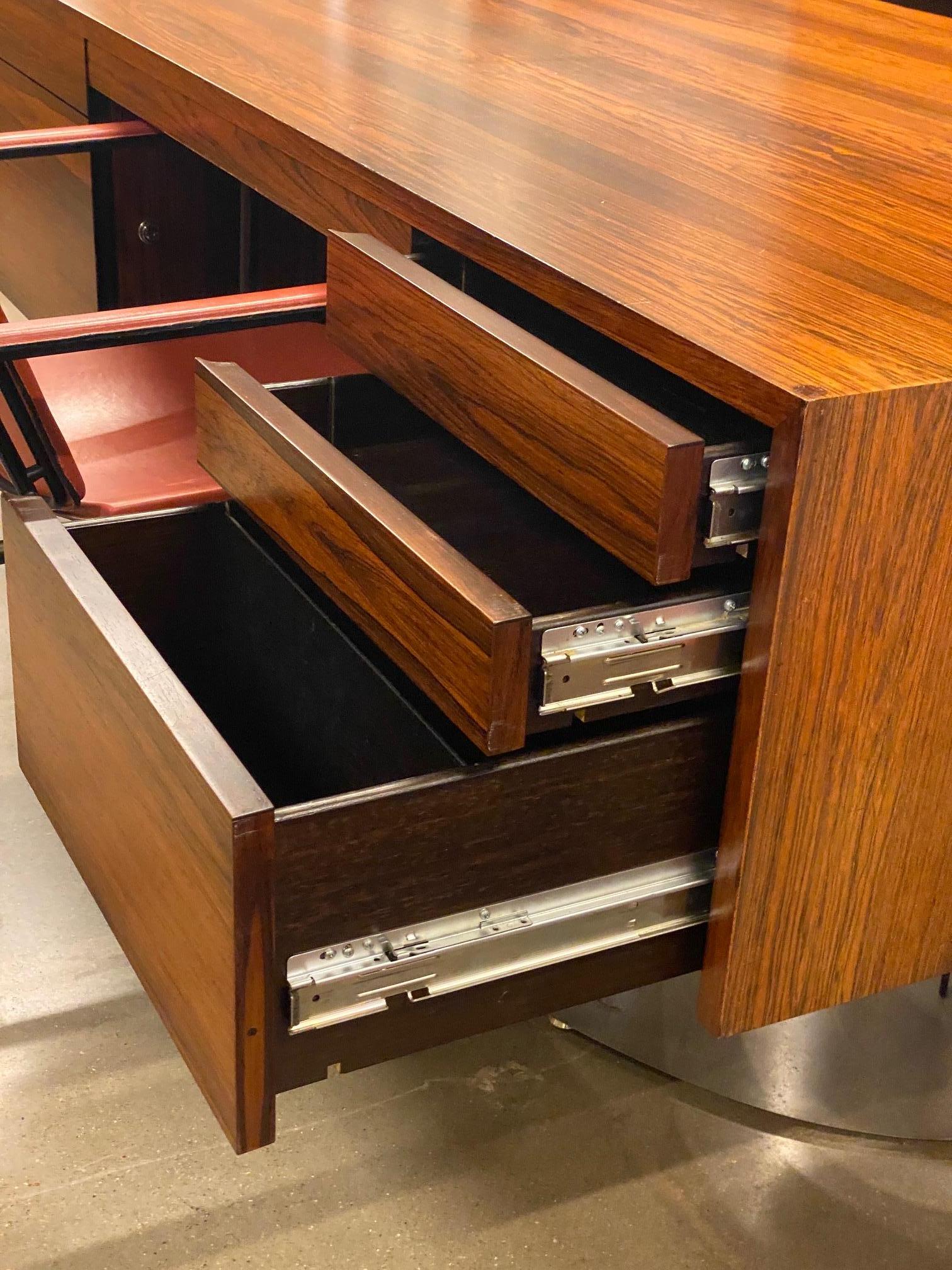 Mid-Century Rosewood & Stainless Executive Desk, USA, 1960's  For Sale 1