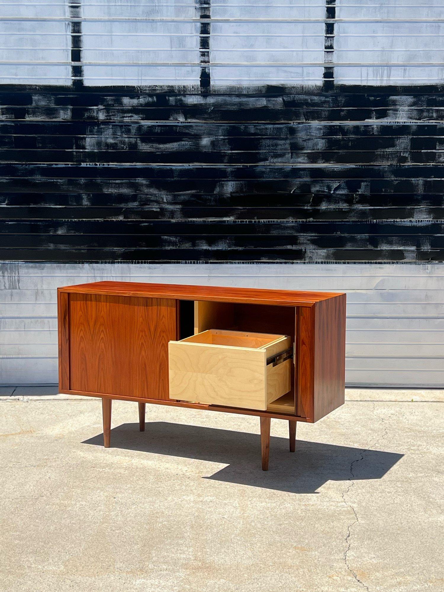 Mid-Century Rosewood Tambour Door Credenza by Poul Hundevad In Good Condition In Raleigh, NC