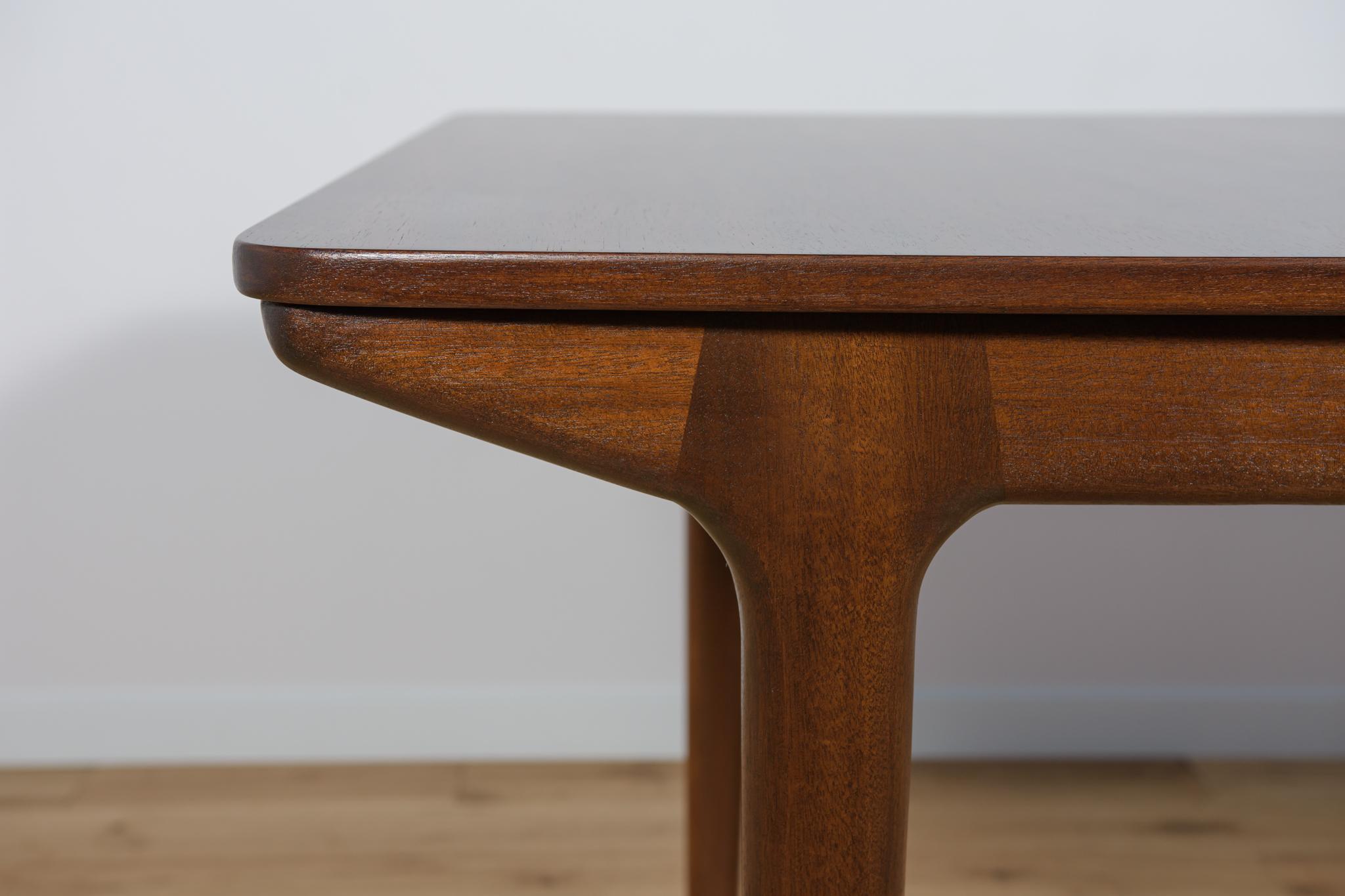 Mid-Century Rosewood & Teak Extendable Dining Table from McIntosh, Great Britain For Sale 10