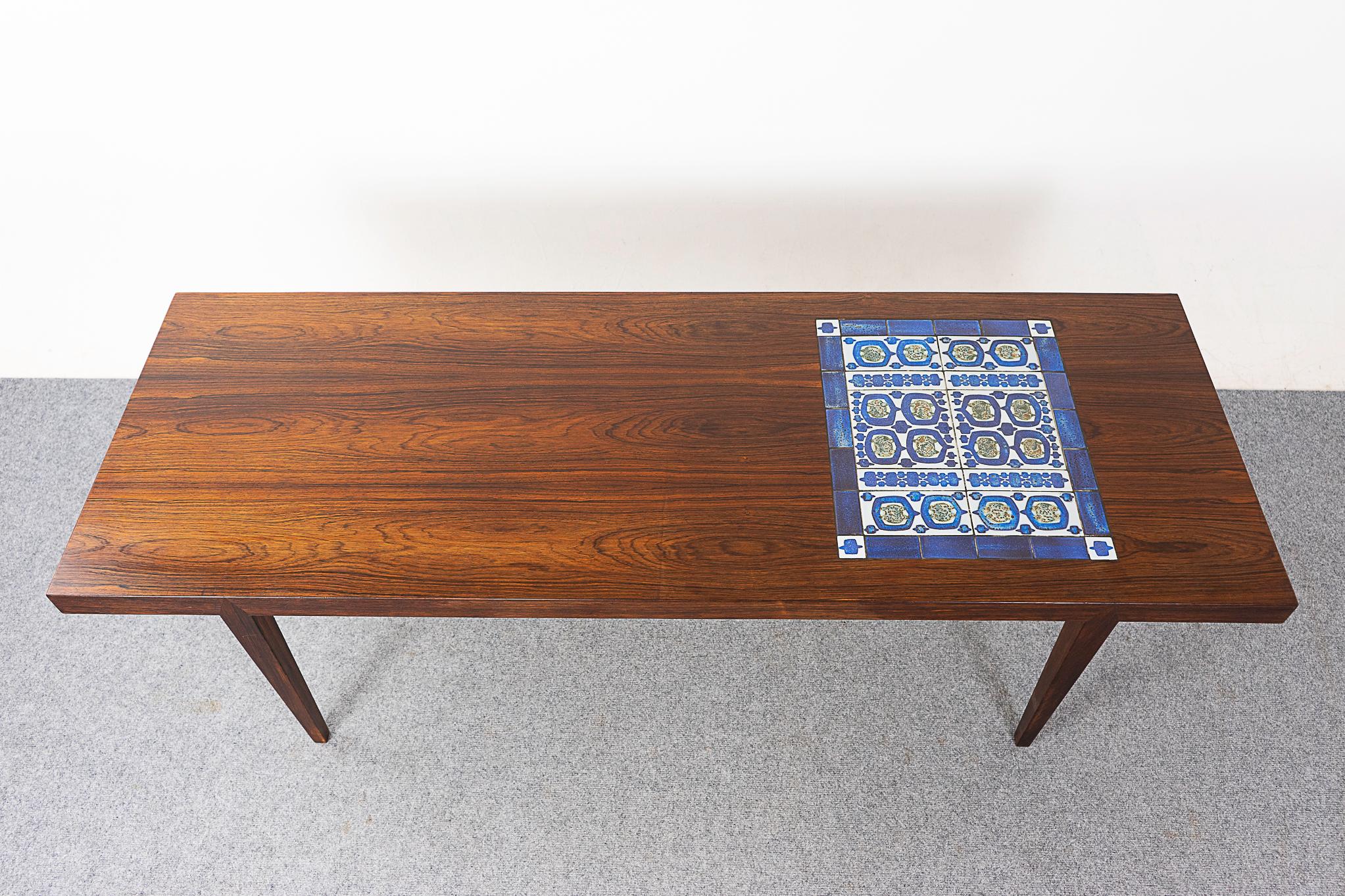 Veneer Mid-Century Rosewood & Tile Coffee Table For Sale