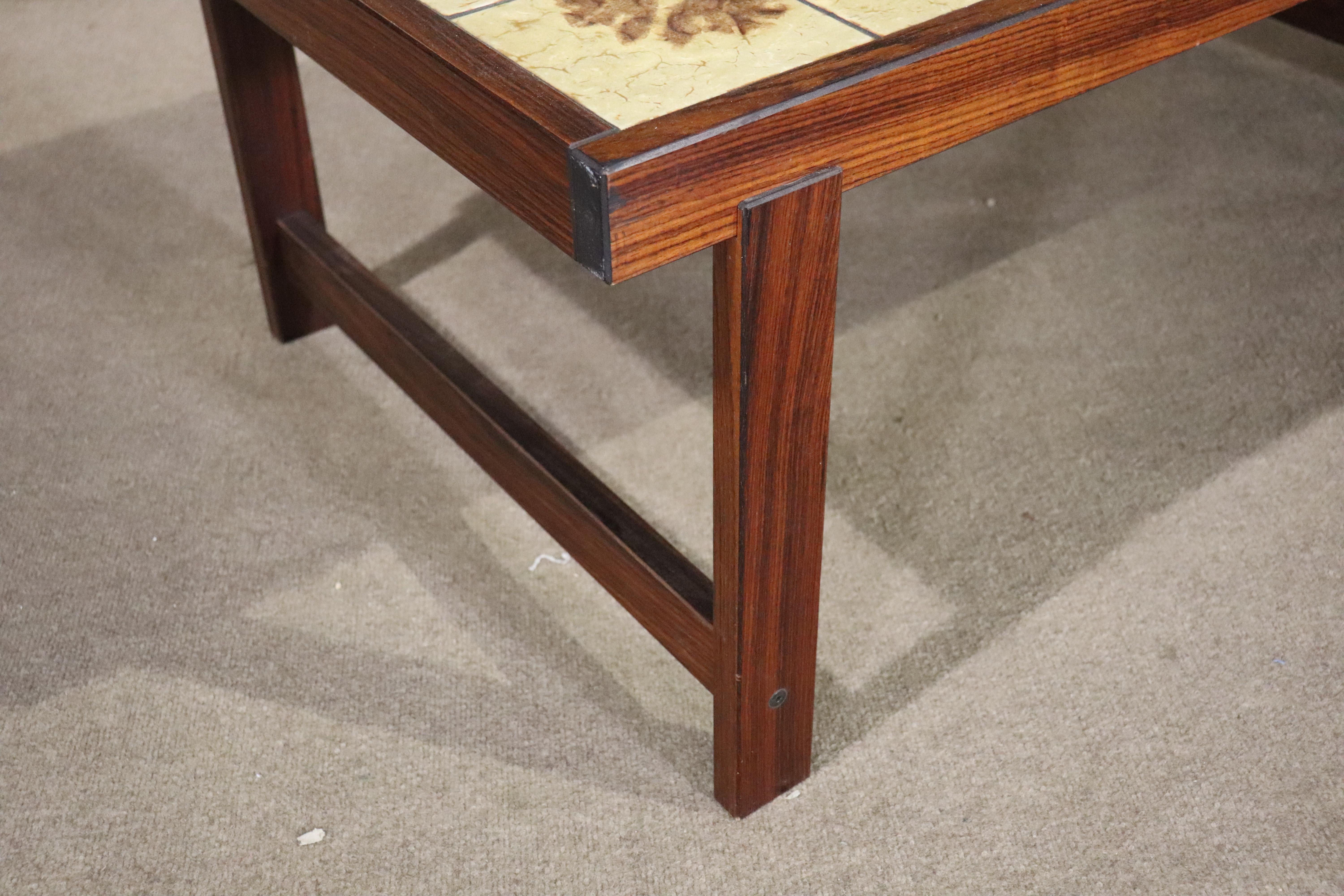 Mid-Century Rosewood & Tile Coffee Table For Sale 1