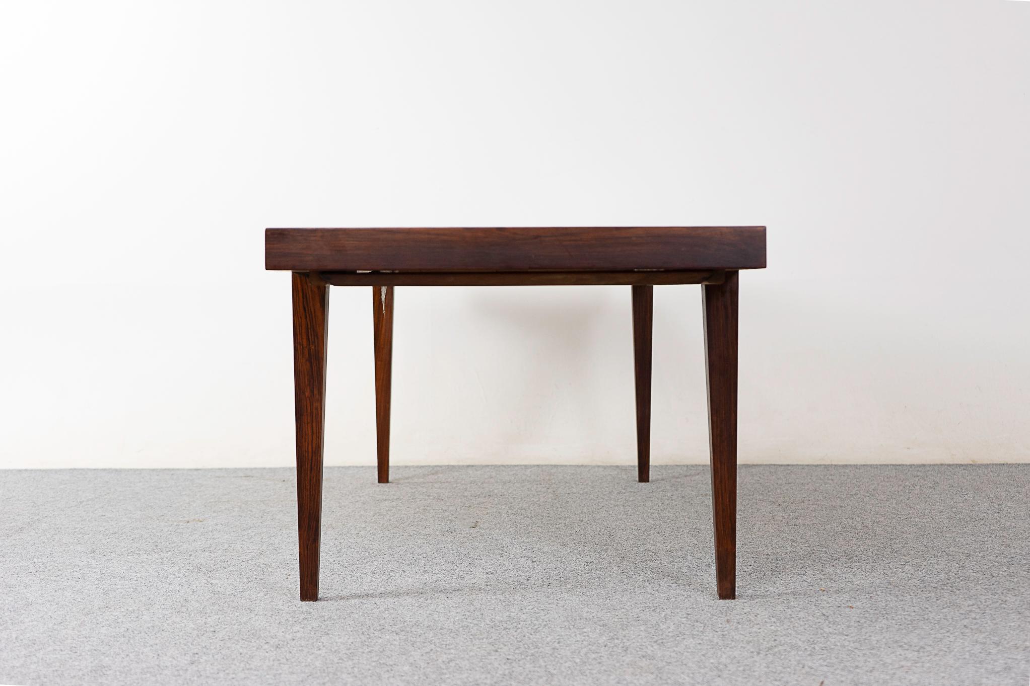 Mid-Century Rosewood & Tile Coffee Table For Sale 1
