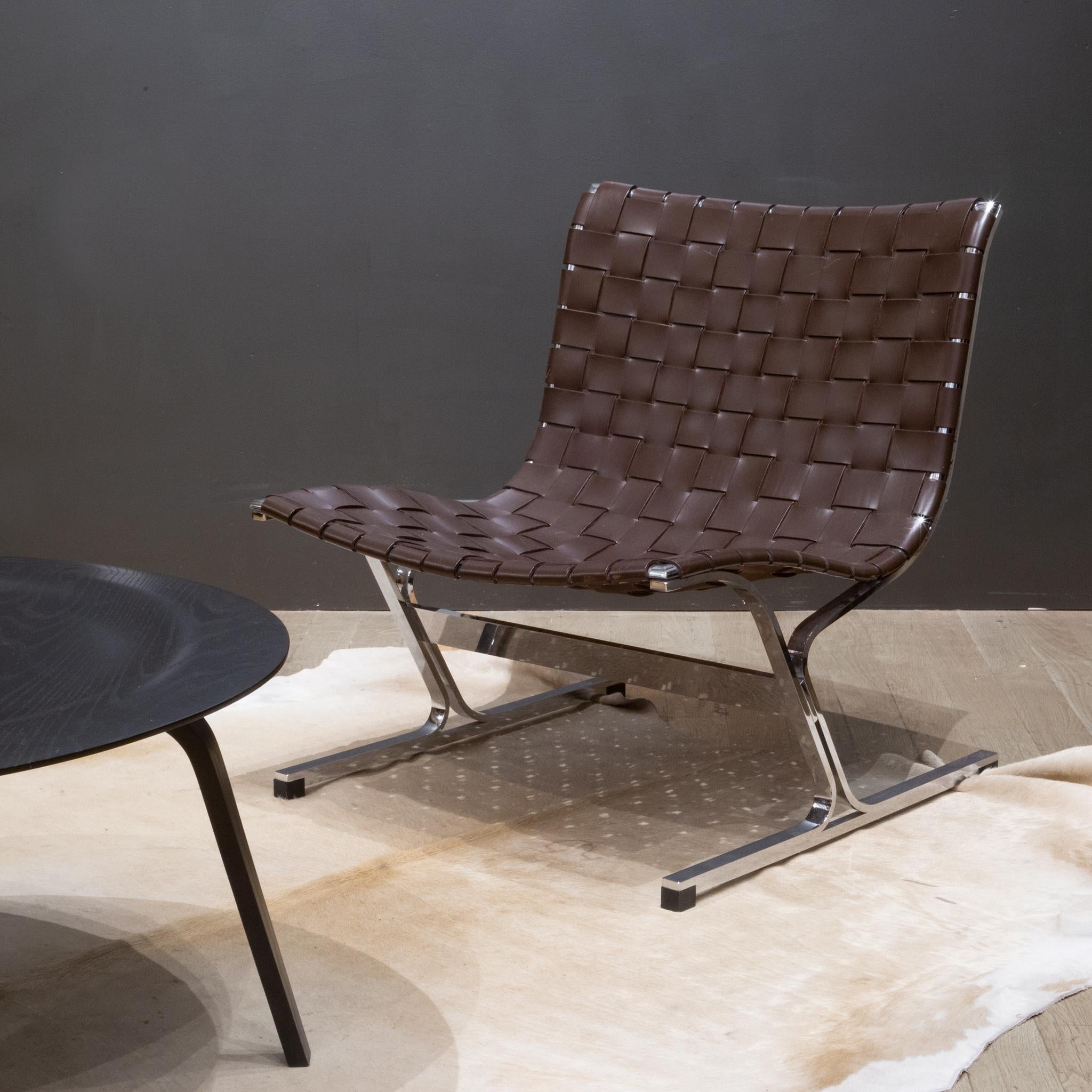 About

An original mid-century Luar lounge chairs designed by Ross Littell and manufactured by ICF De Padova, Italy, 1965. Brown leather stripes and chrome-plated solid metal frames.

Contact us for more shipping options: S16 Home San