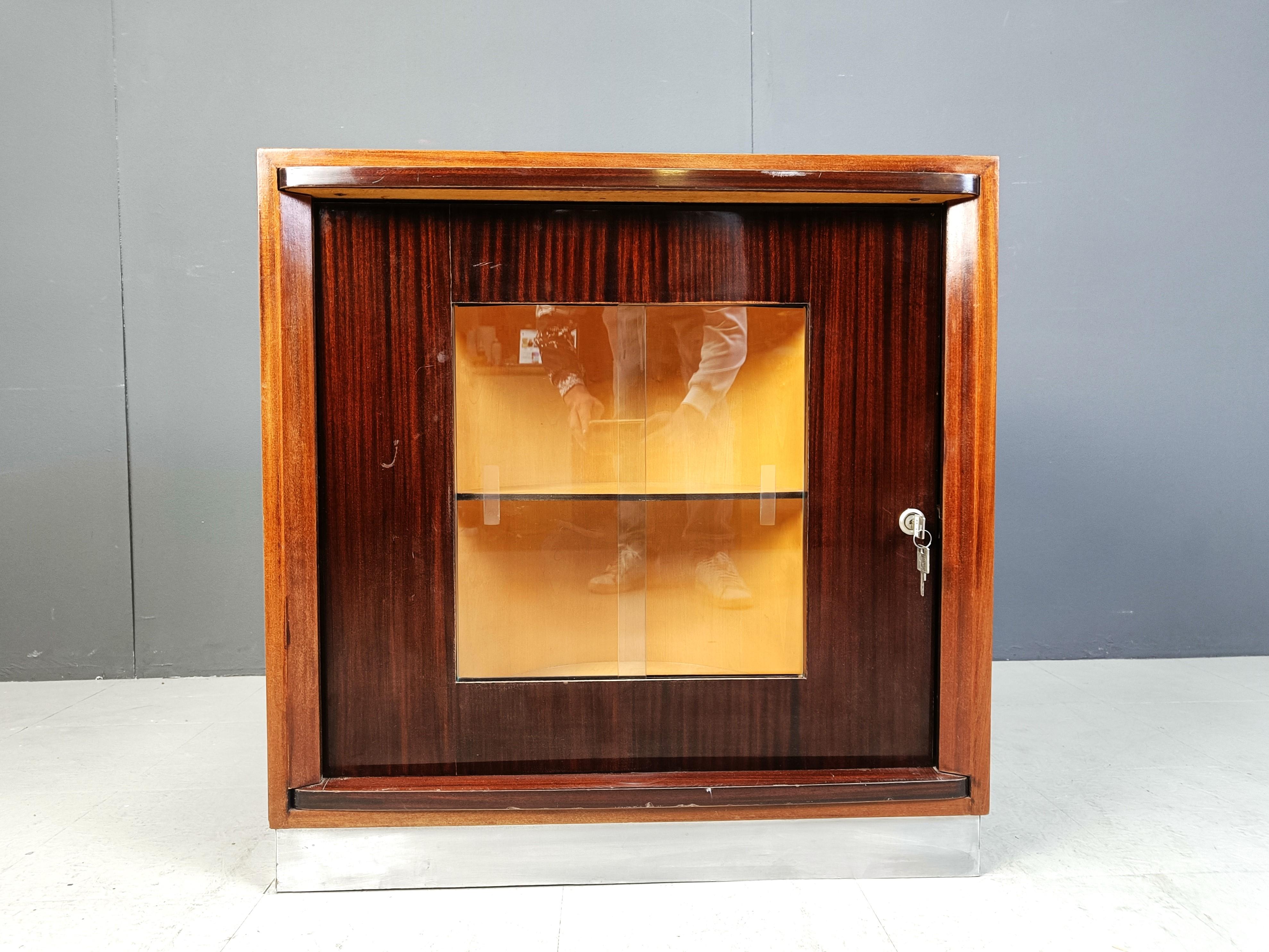 Mid century rotating bar cabinet, 1960s In Good Condition In Leuven, Vlaams Gewest