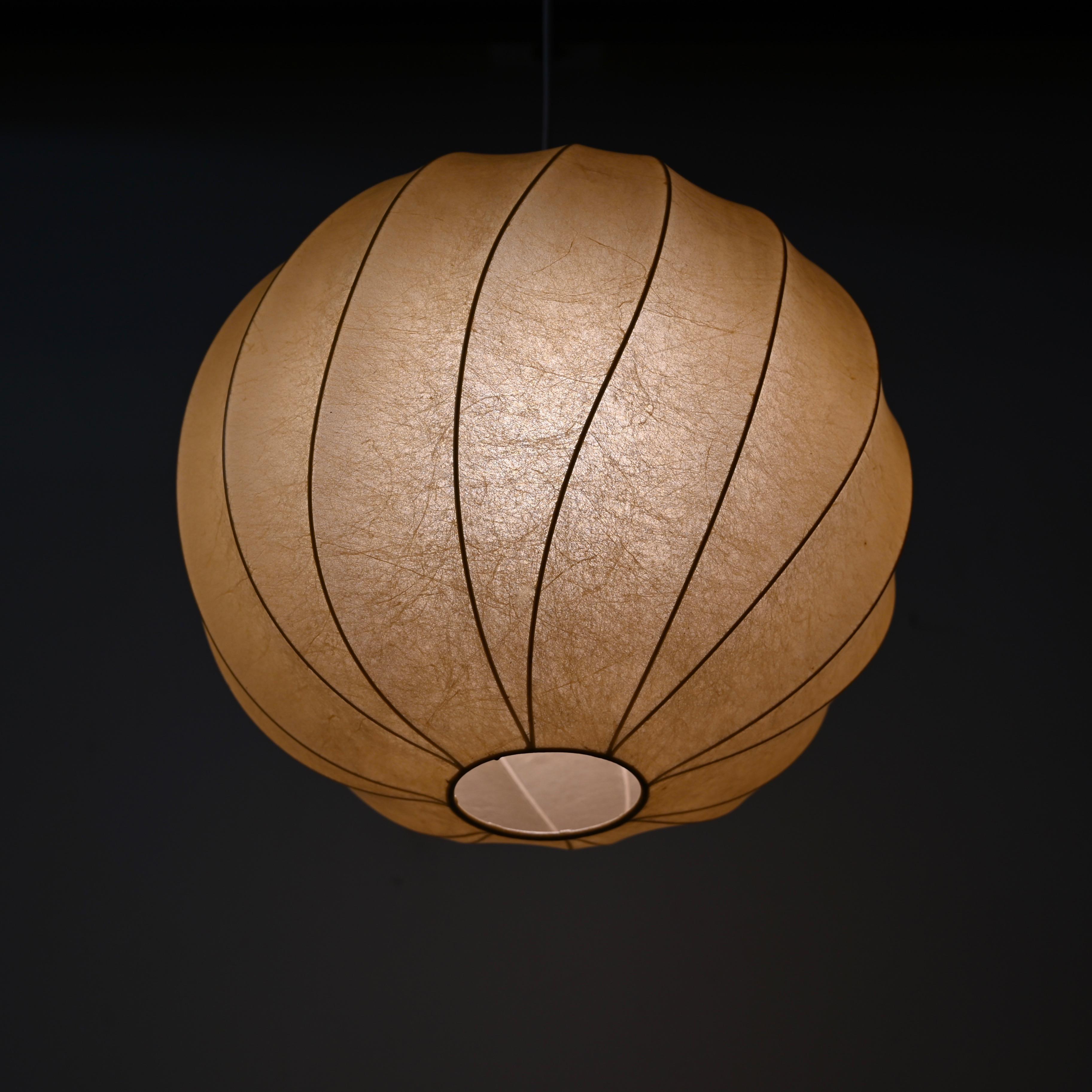 Hand-Crafted Mid-Century Round Beige 