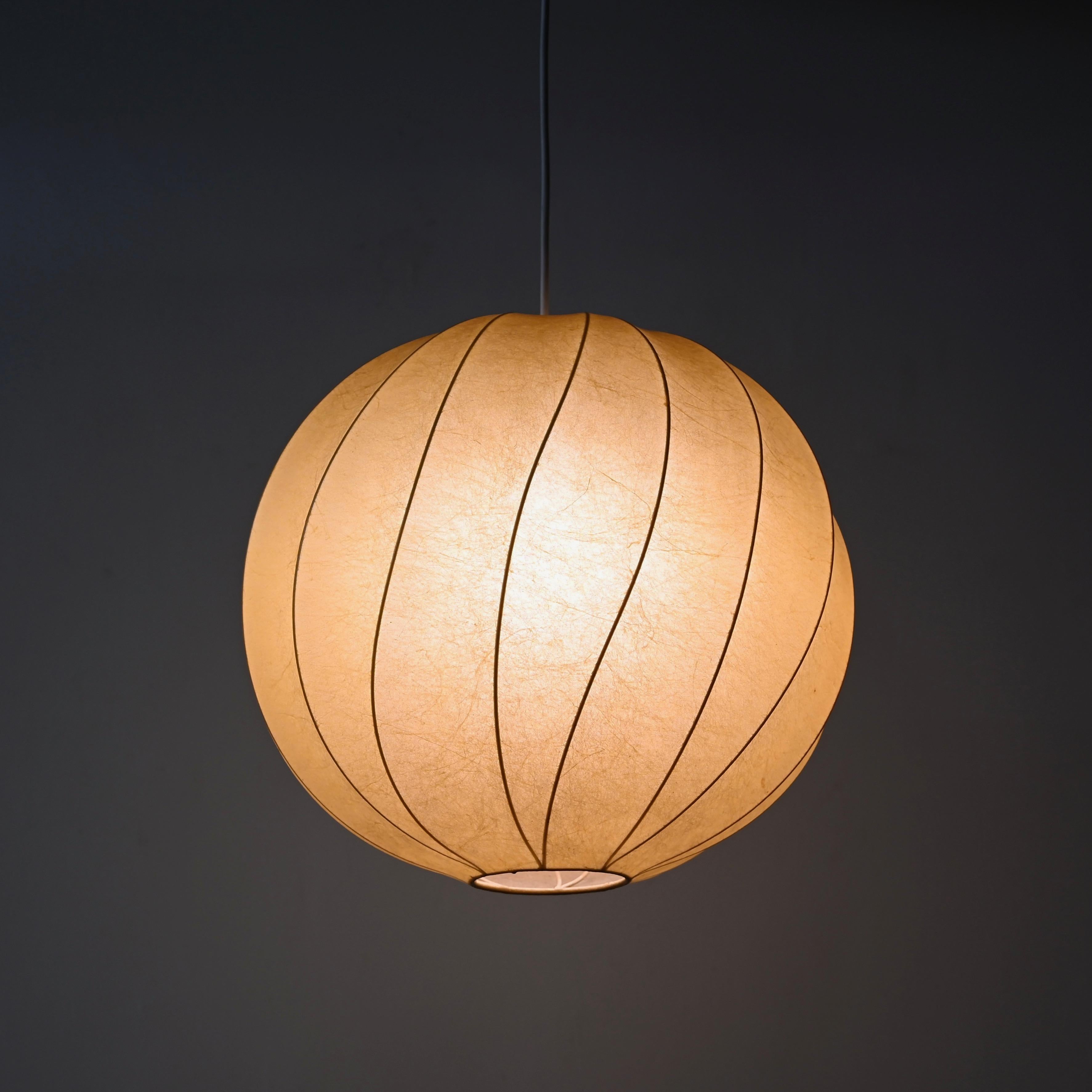Metal Mid-Century Round Beige 