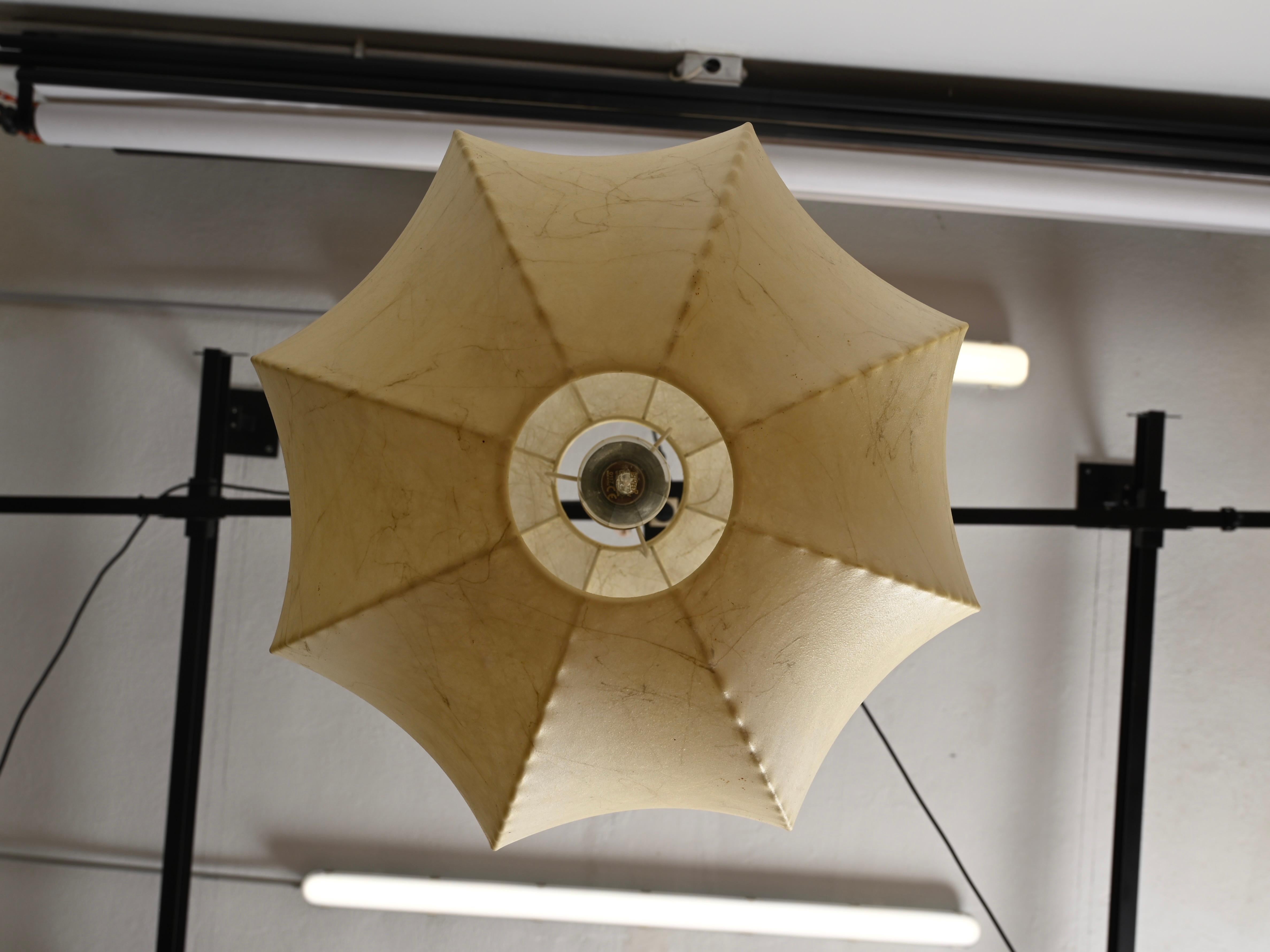 Mid-Century Round Beige 