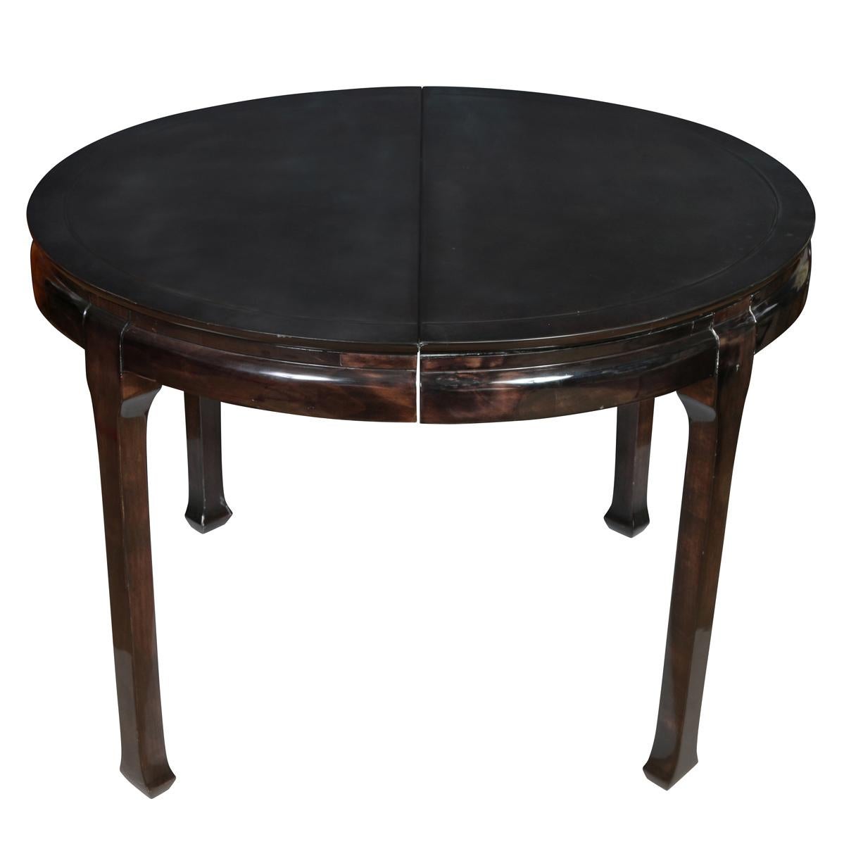 Mid Century Round Black Lacquer Dining Table Asian Style In Good Condition For Sale In Locust Valley, NY