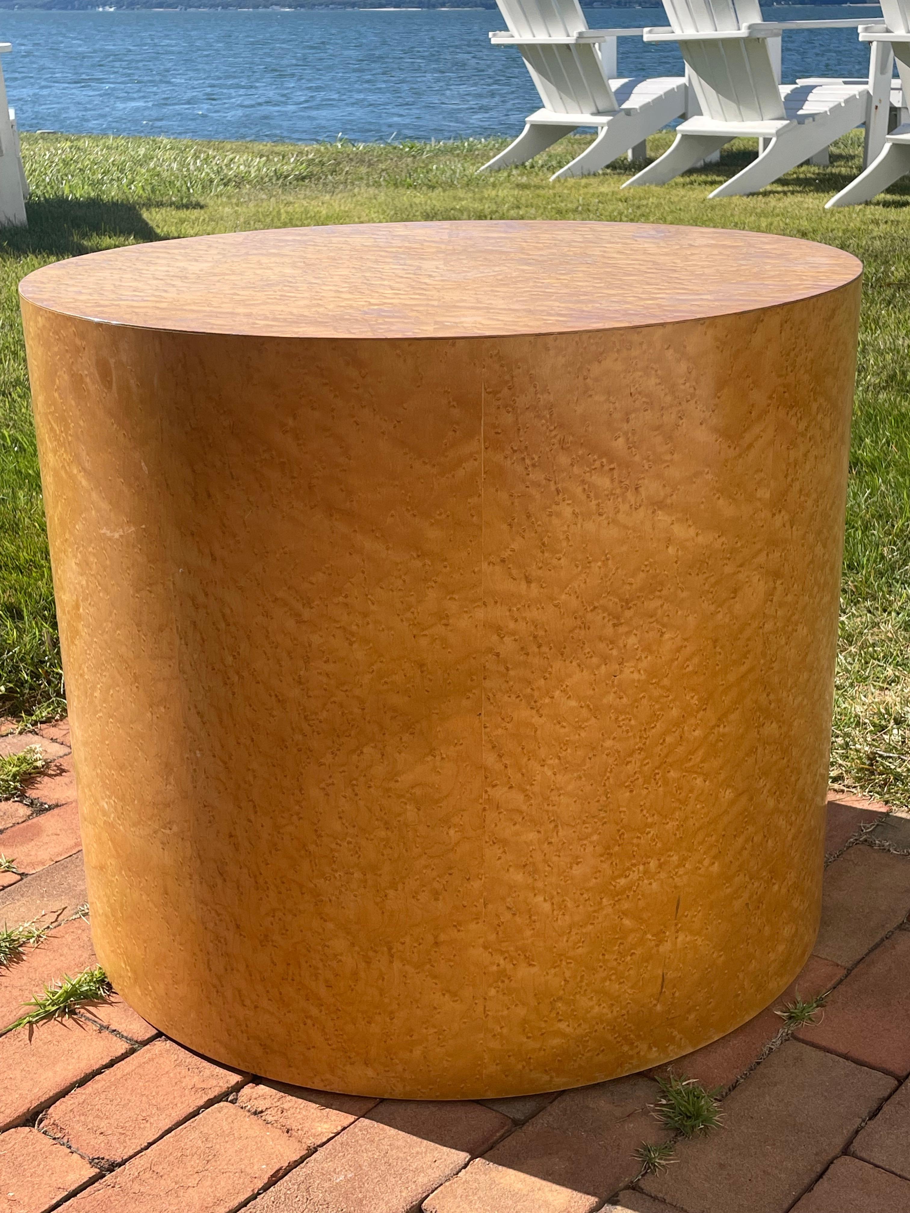 20ième siècle Table ronde du milieu du siècle en loupe en vente